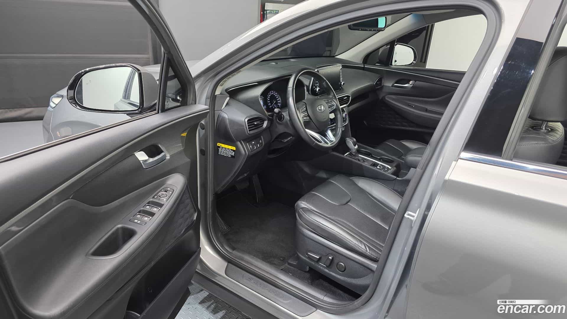 Santafe Hyundai 2018.10-INNER-010