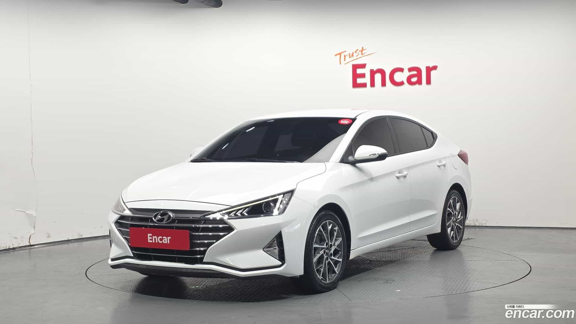 AVANTE Hyundai 2019.8-OUTER-001