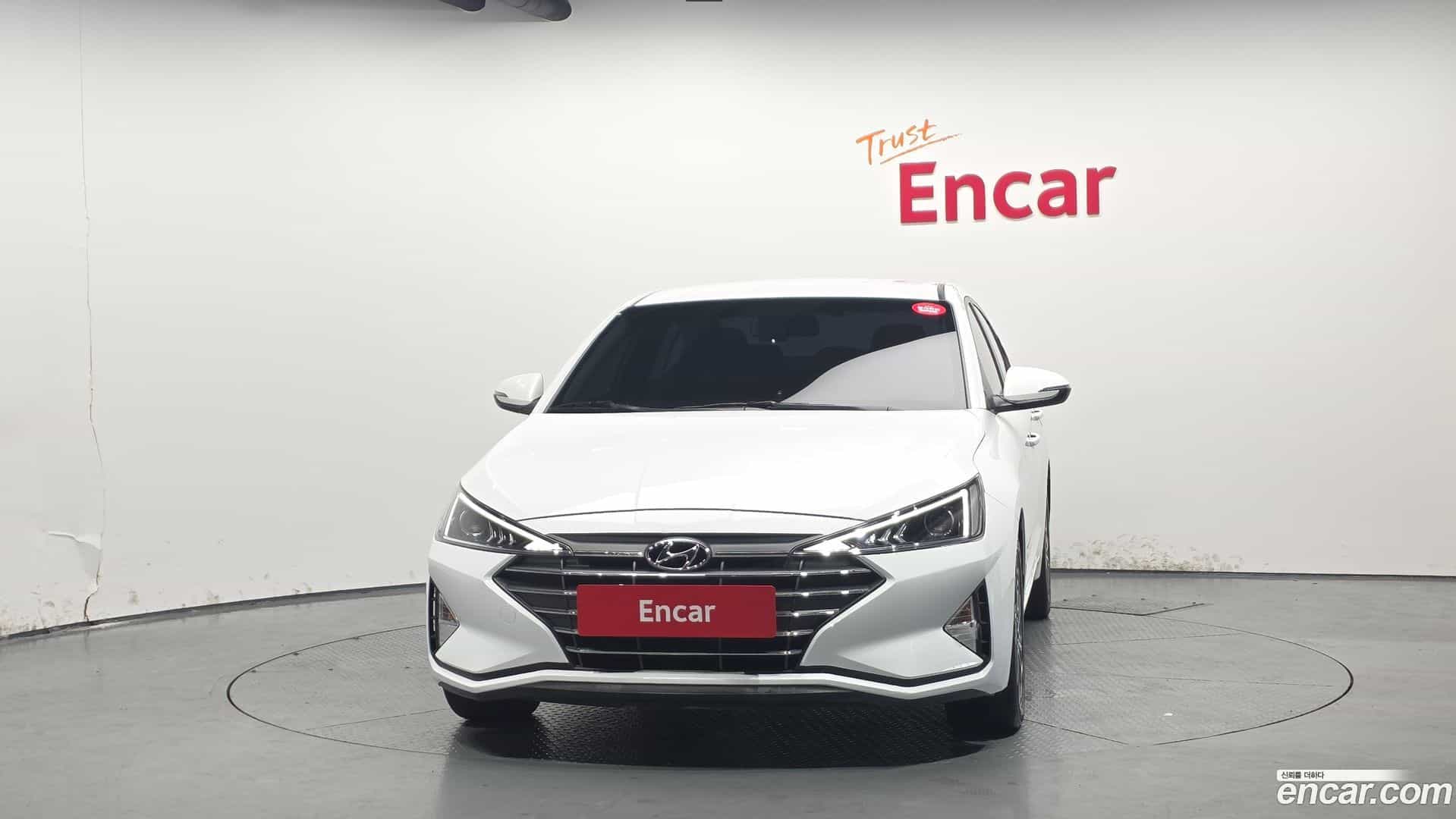 AVANTE Hyundai 2019.8-OUTER-003