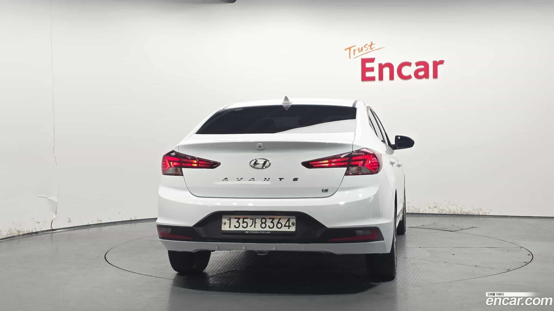 AVANTE Hyundai 2019.8-OUTER-004