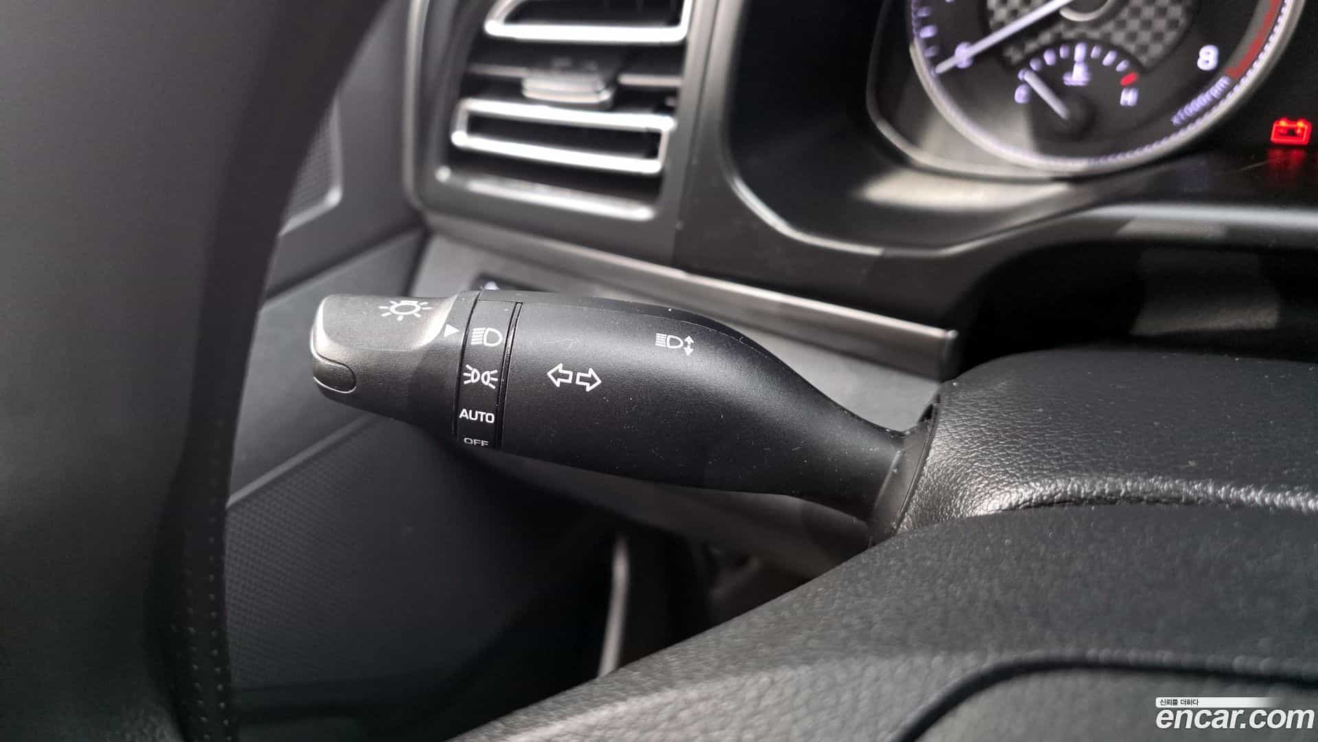 AVANTE Hyundai 2019.8-OPTION-020
