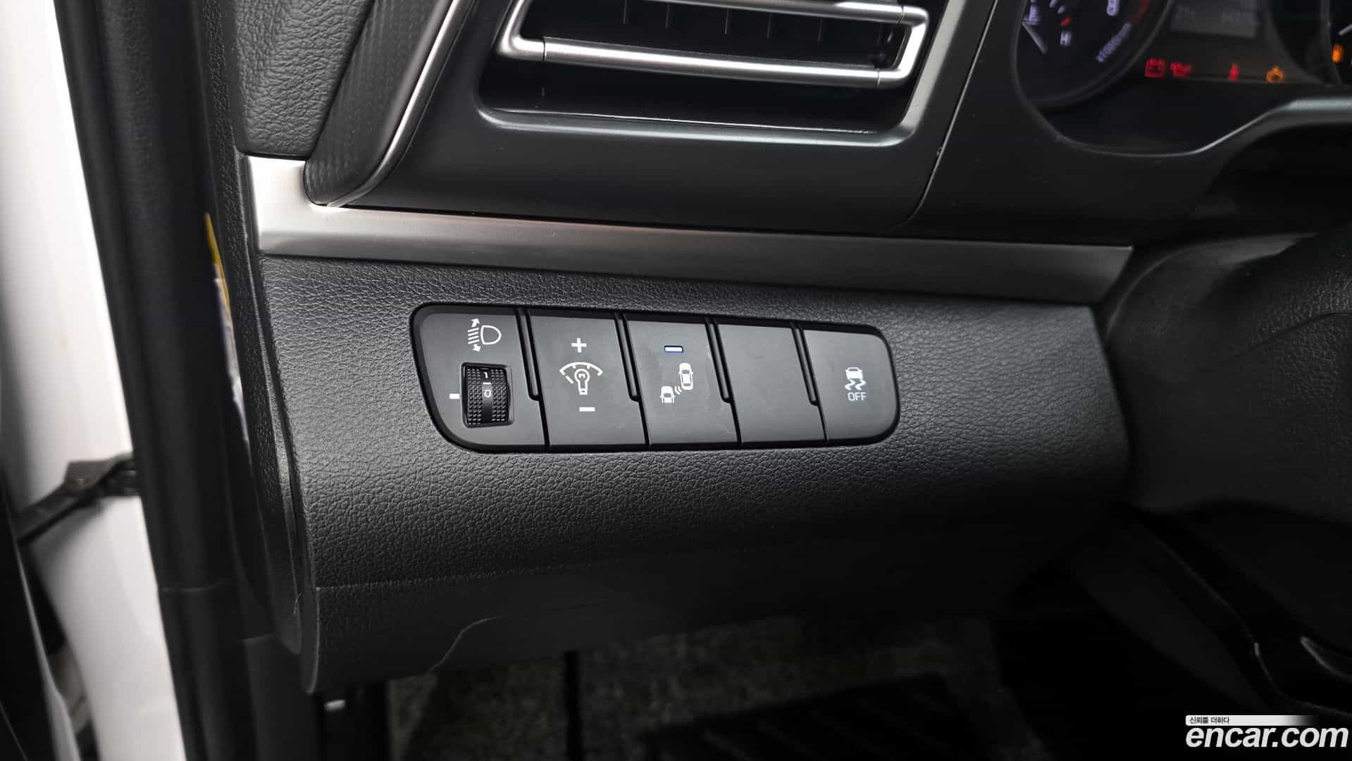 AVANTE Hyundai 2019.8-OPTION-022