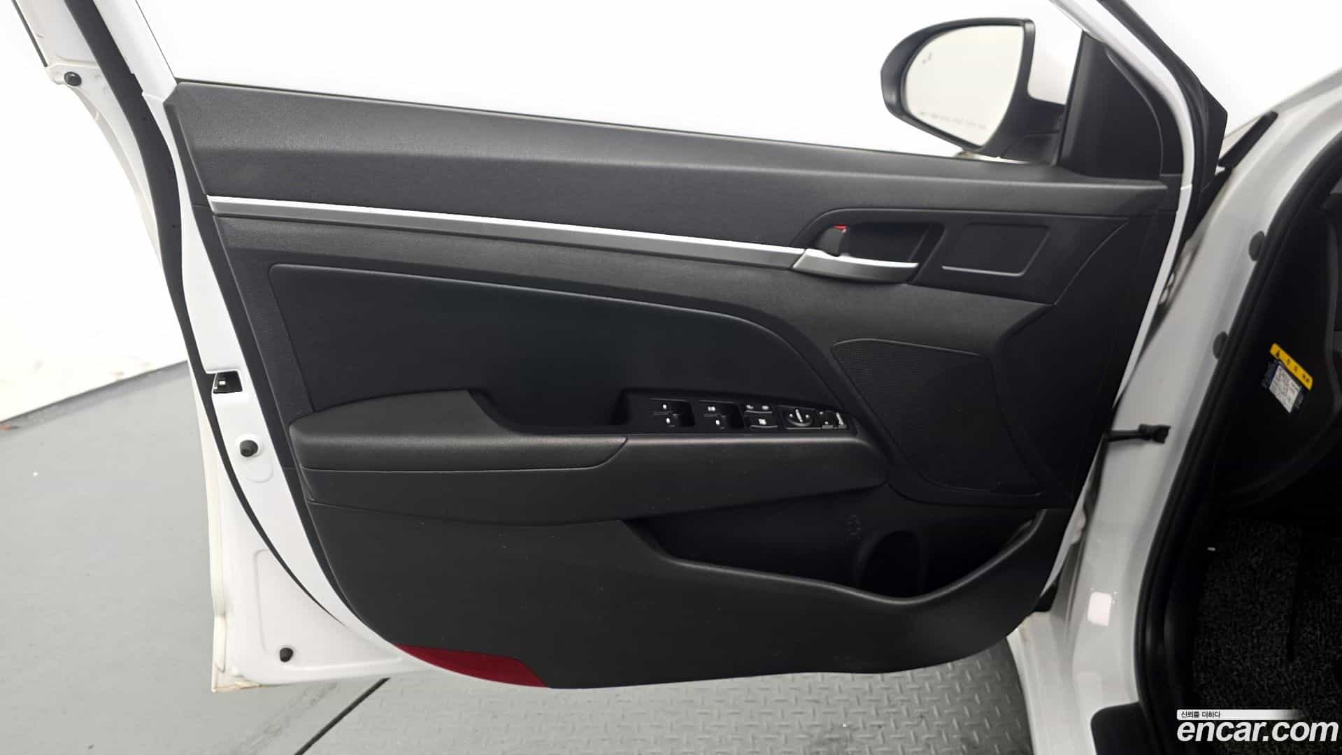 AVANTE Hyundai 2019.8-INNER-034