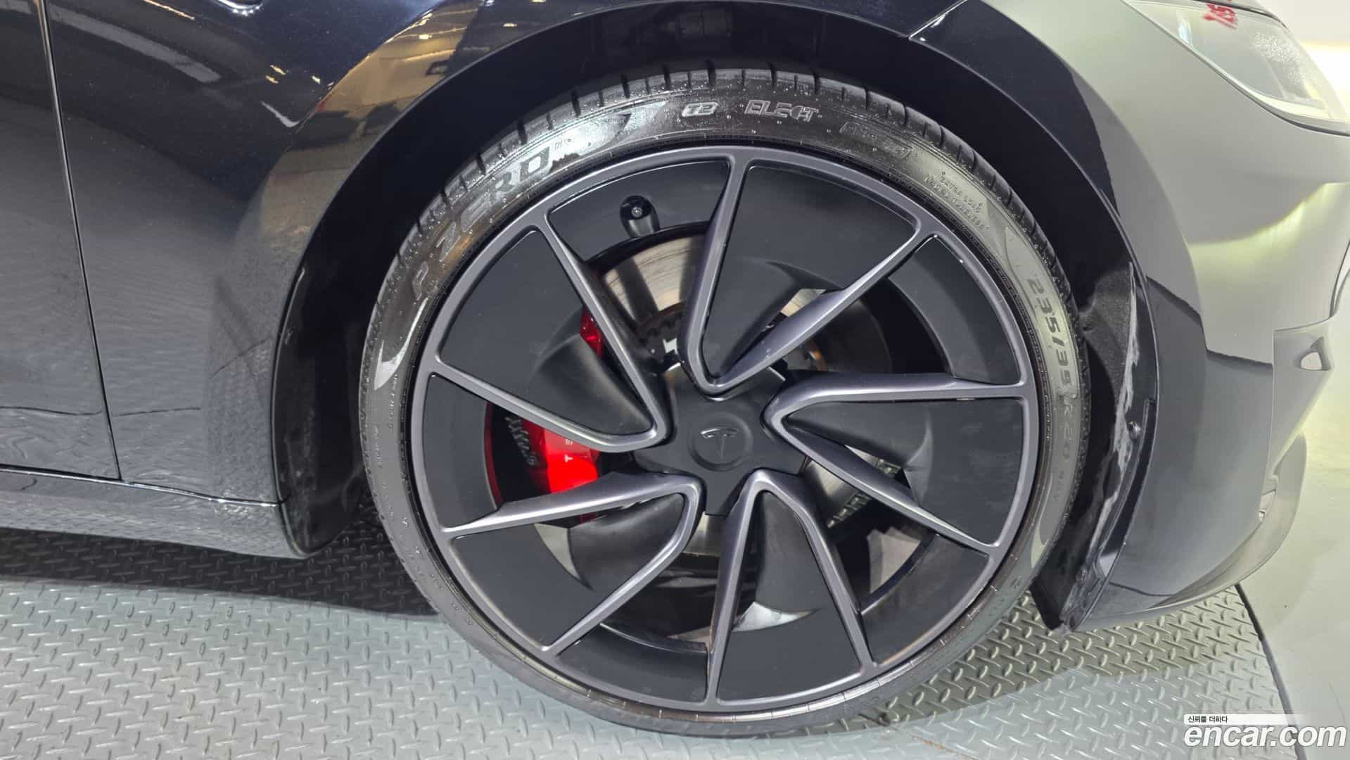 Model 3 Tesla 2024.6-OUTER-031