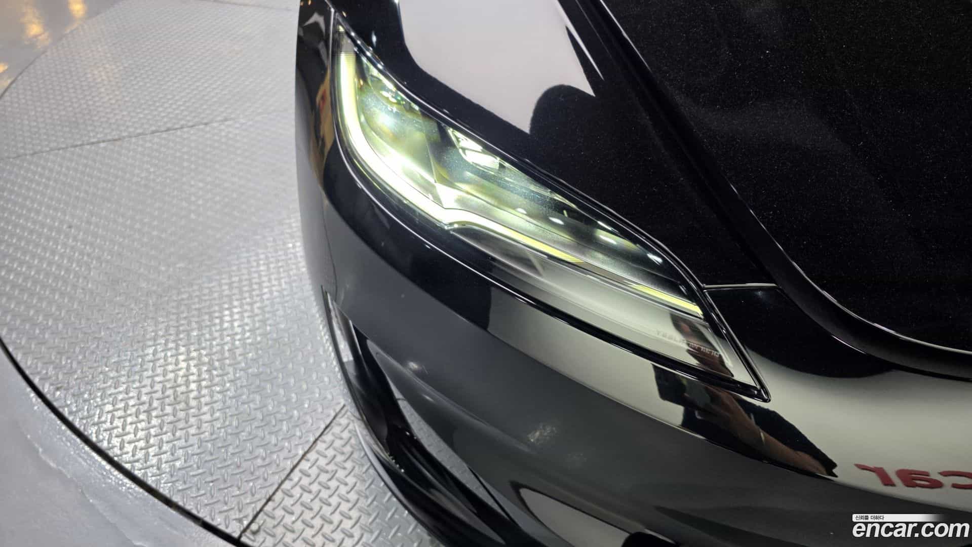 Model 3 Tesla 2024.6-OUTER-032