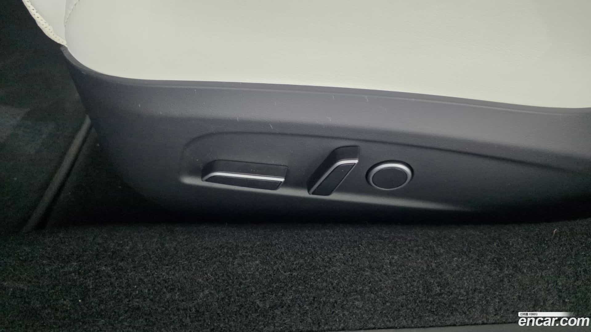 Model 3 Tesla 2024.6-OPTION-045