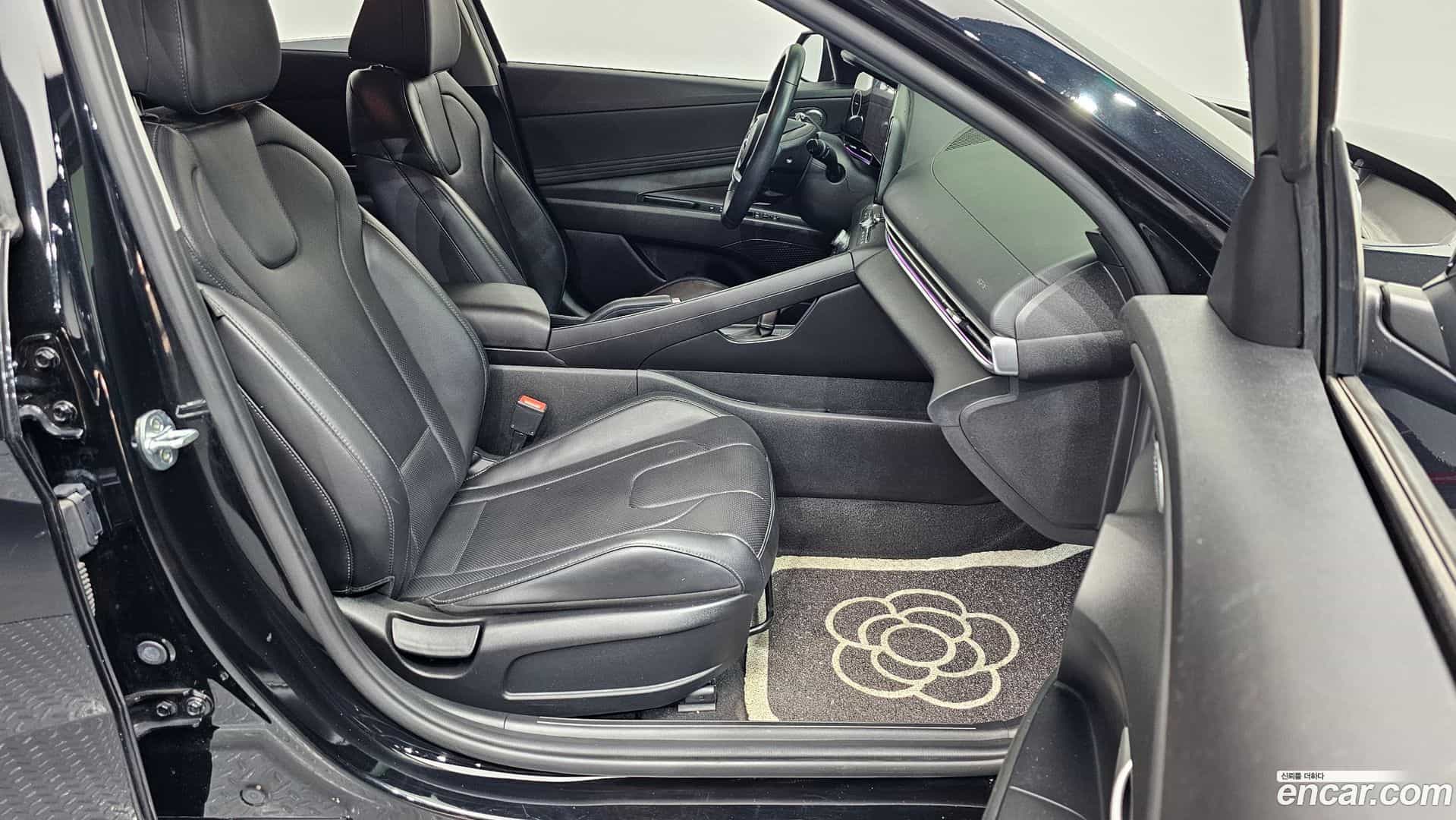 AVANTE Hyundai 2021.3-INNER-036