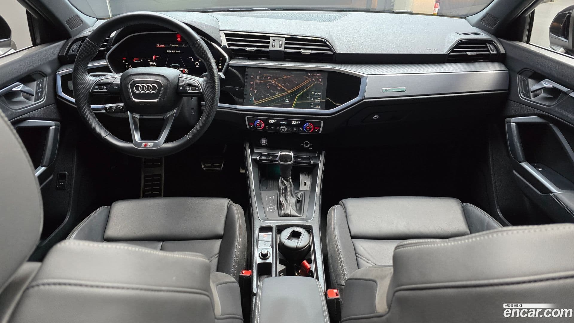 Main__Slider__Photo:Q3 Audi 2020.6-6