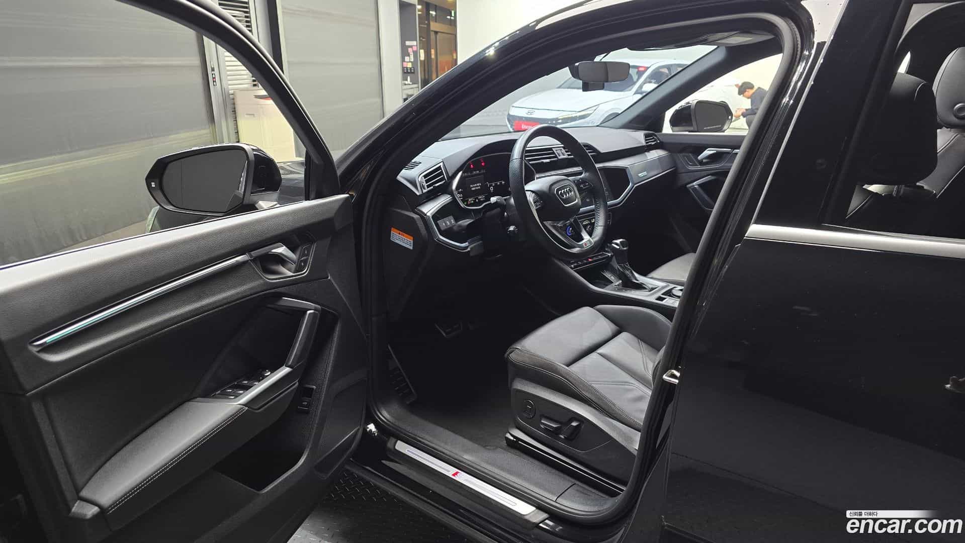 Q3 Audi 2020.6-INNER-010