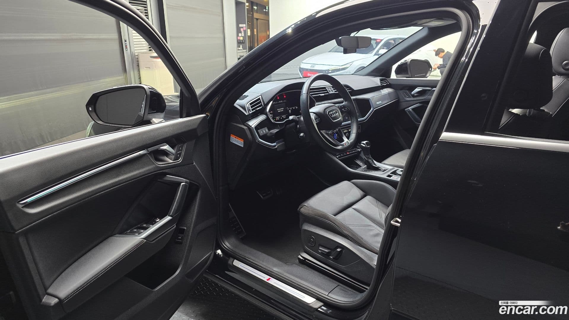 Main__Slider__Photo:Q3 Audi 2020.6-9