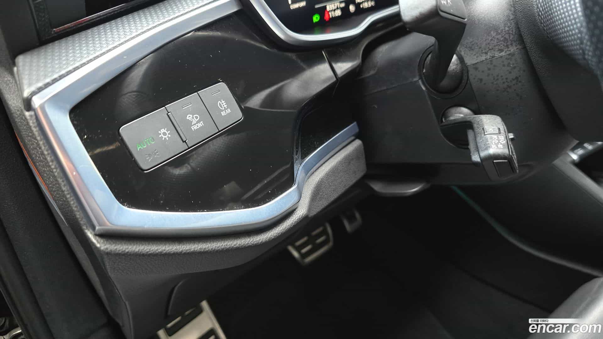 Q3 Audi 2020.6-OPTION-018