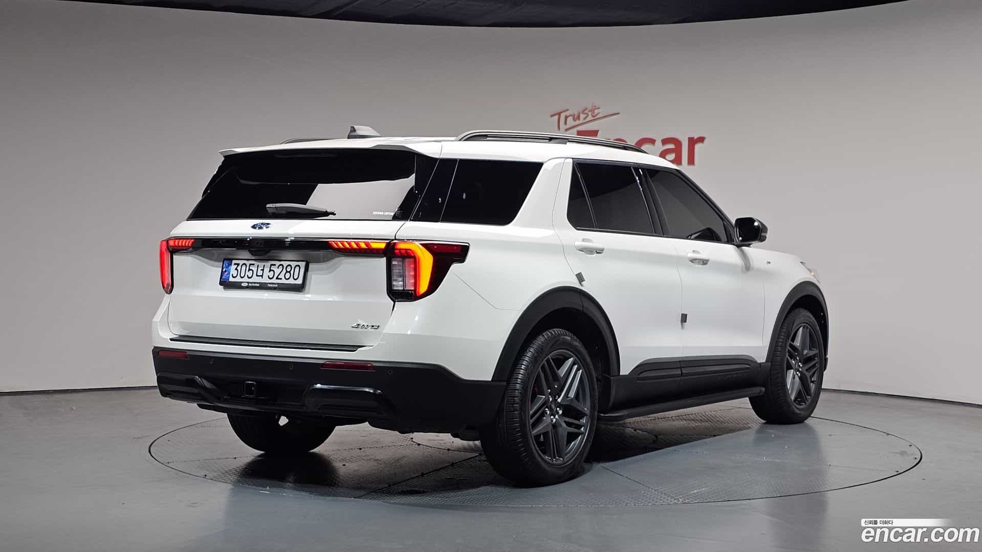 Explorer Ford 2024.11-OUTER-002
