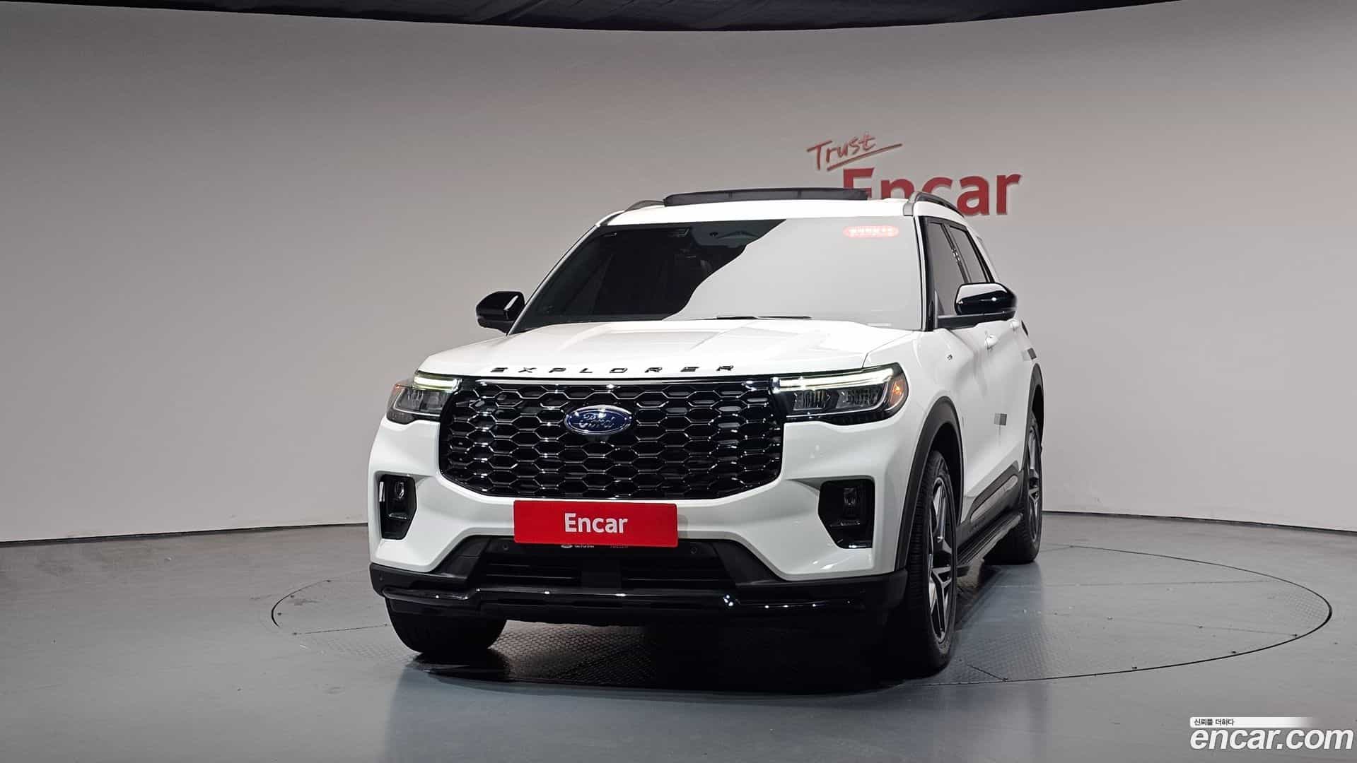 Explorer Ford 2024.11-OUTER-003