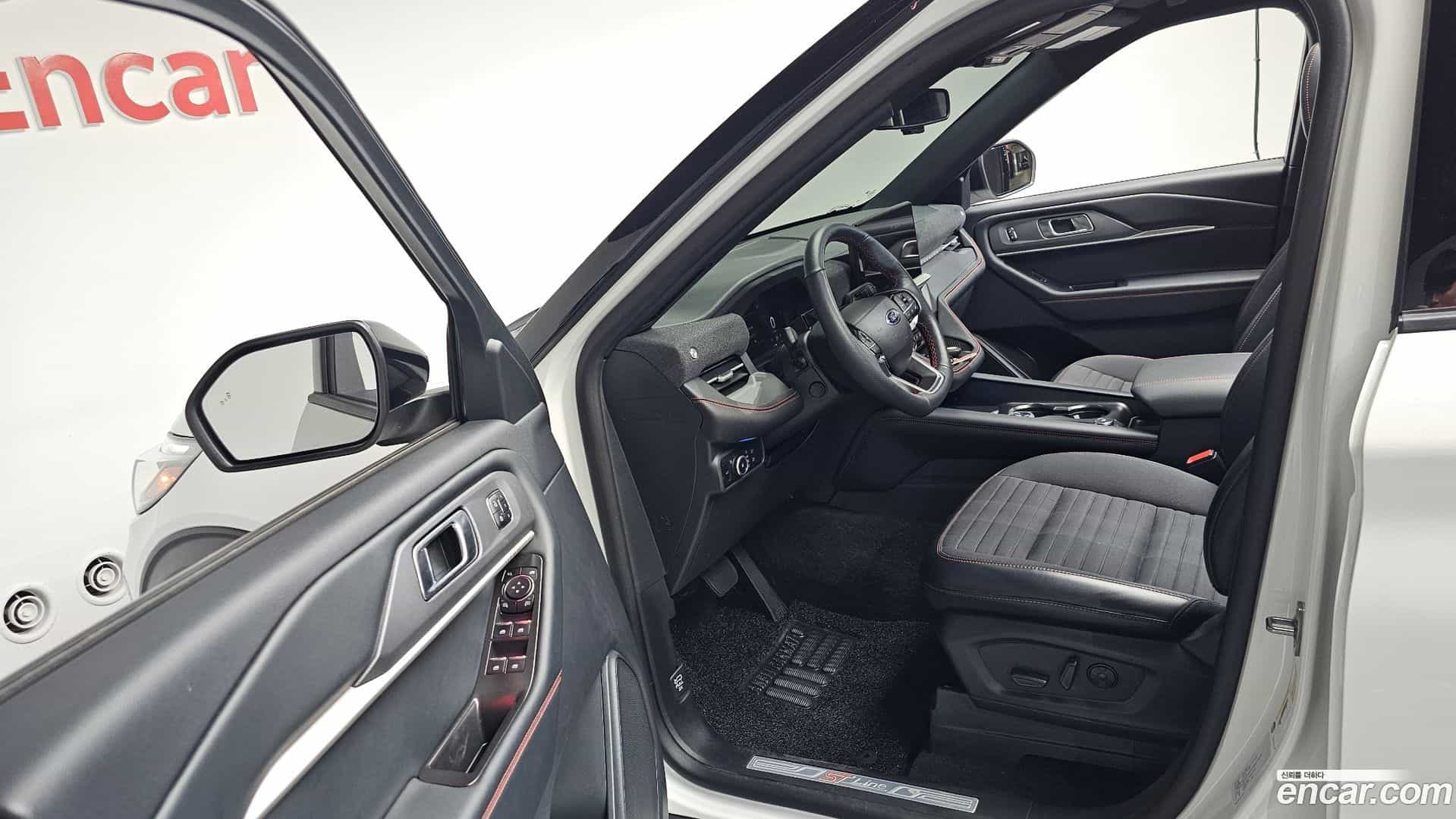 Explorer Ford 2024.11-INNER-010