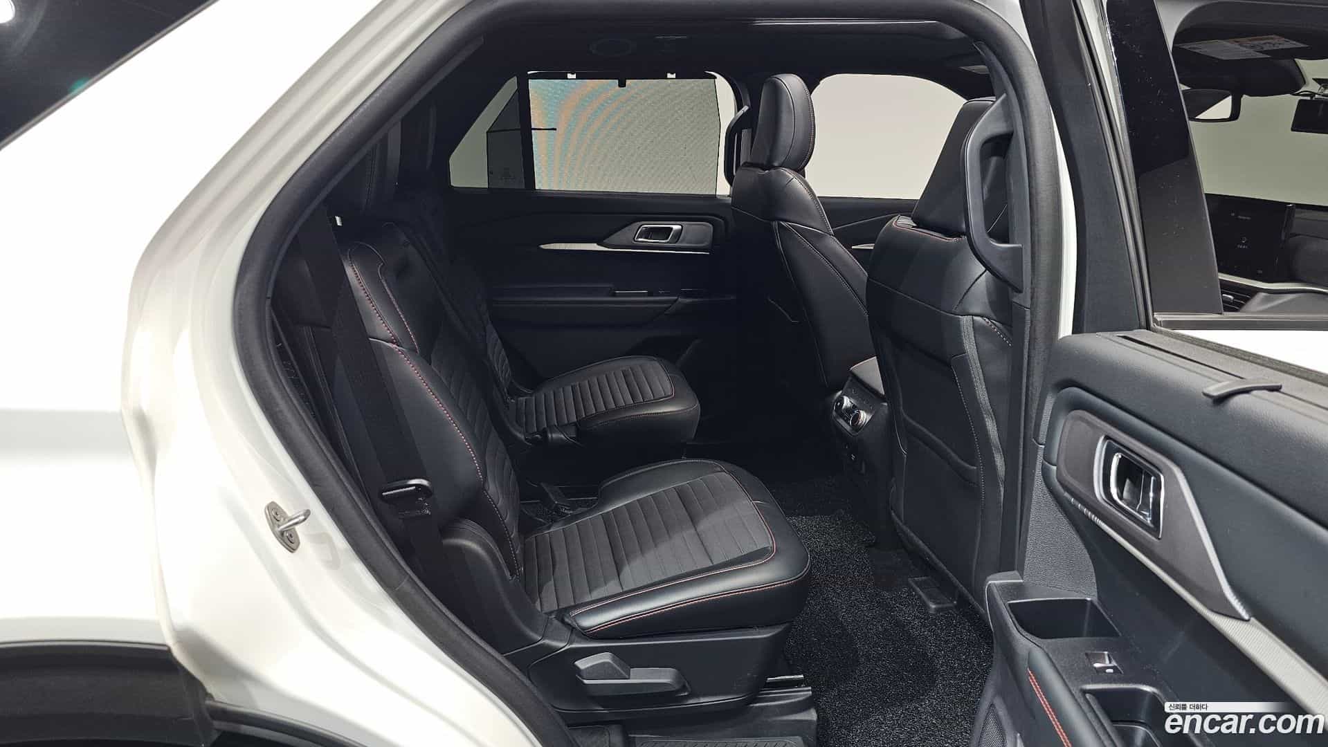 Explorer Ford 2024.11-INNER-036
