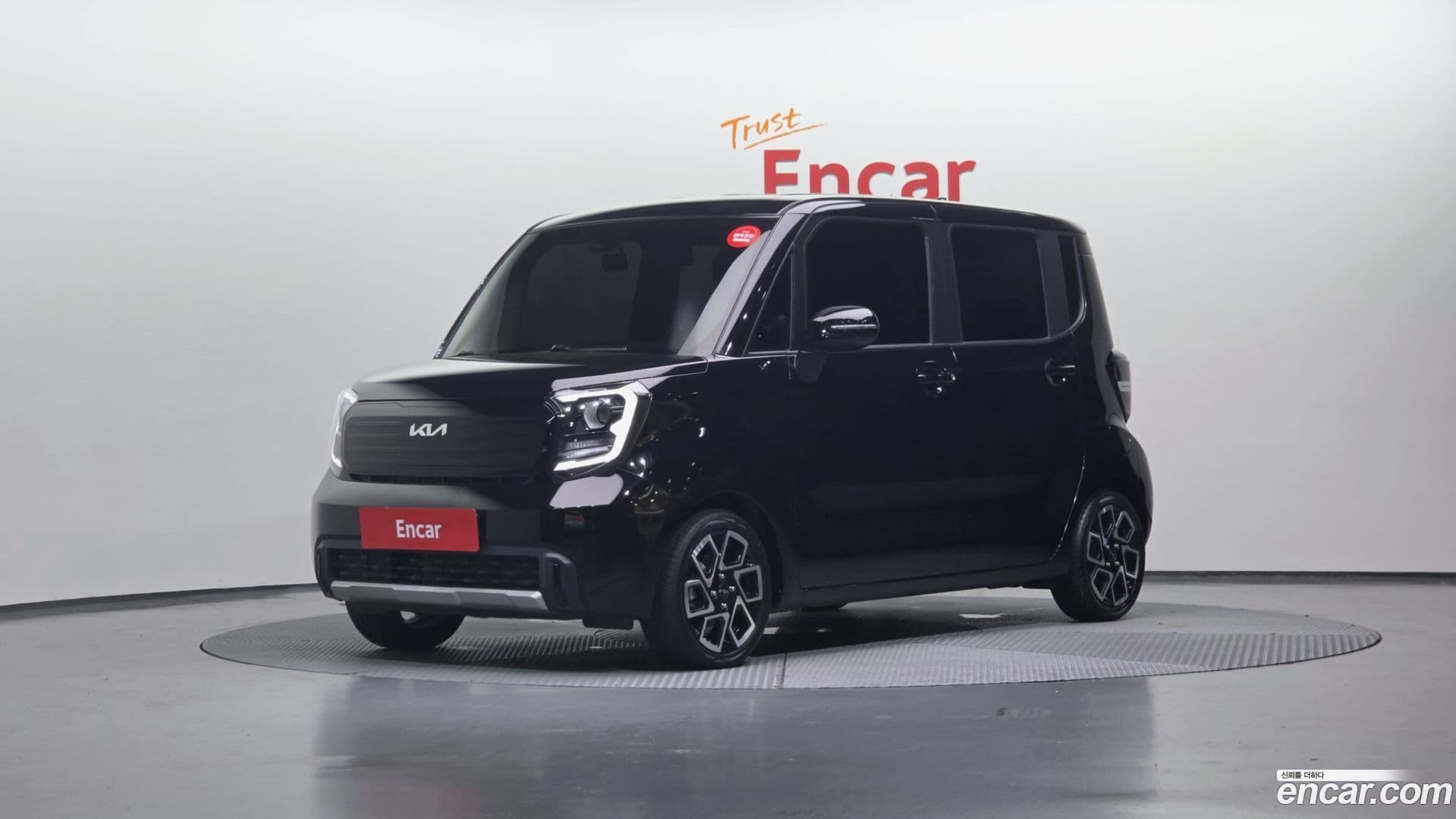 Main__Slider__Photo:RAY Kia 2023.1-0