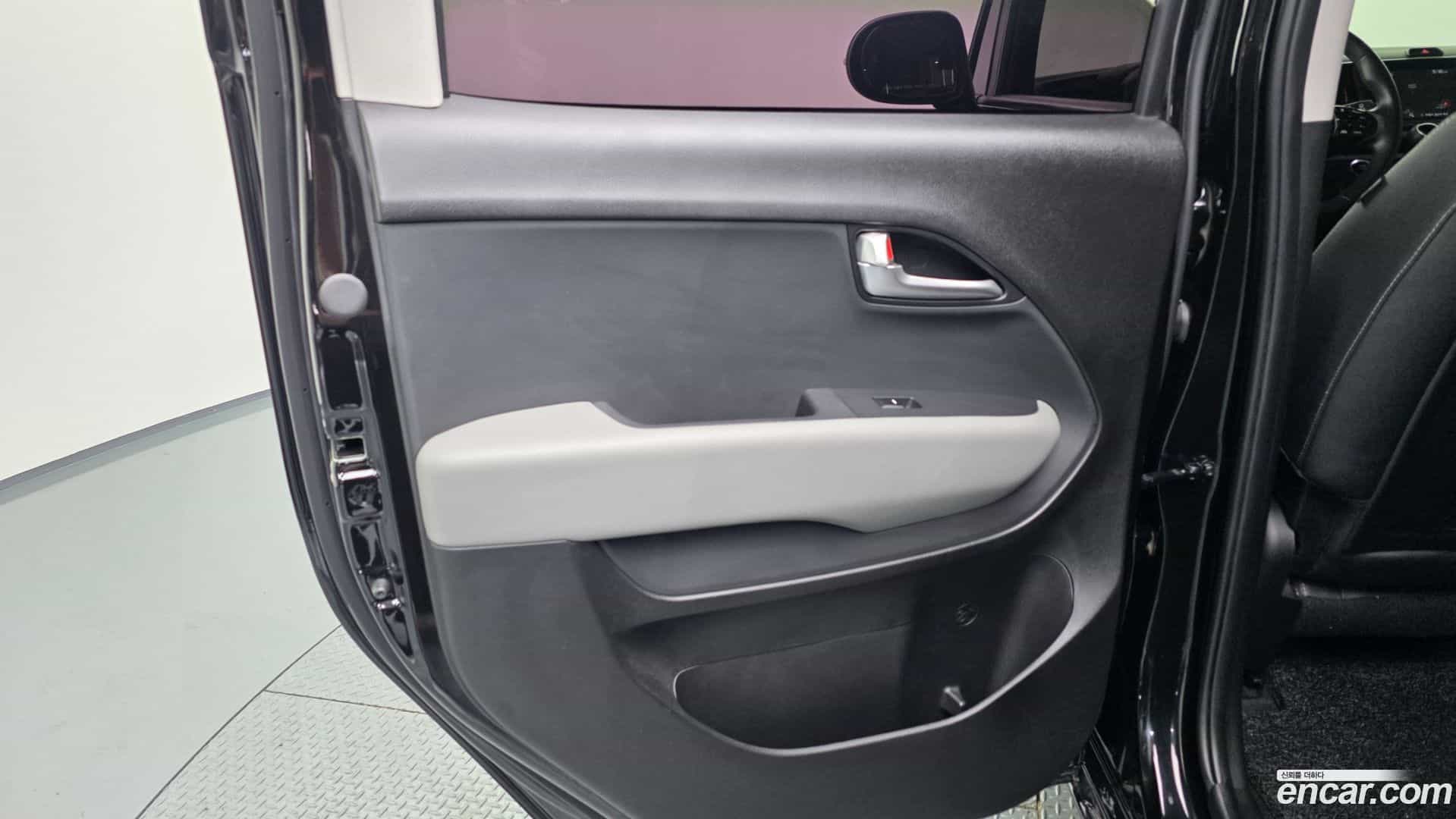 RAY Kia 2023.1-INNER-035
