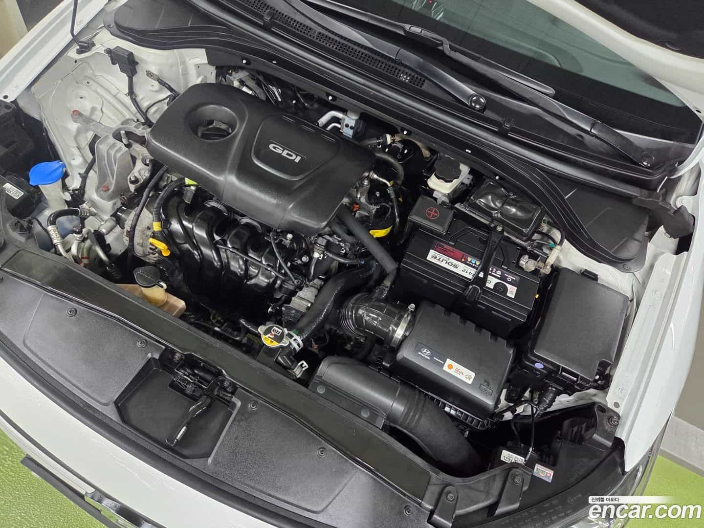 AVANTE Hyundai 2016.4-INNER-008
