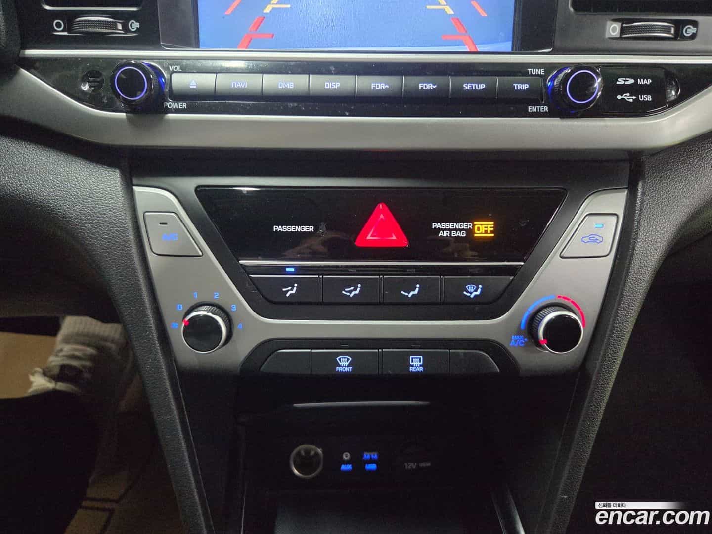 AVANTE Hyundai 2016.4-OPTION-018