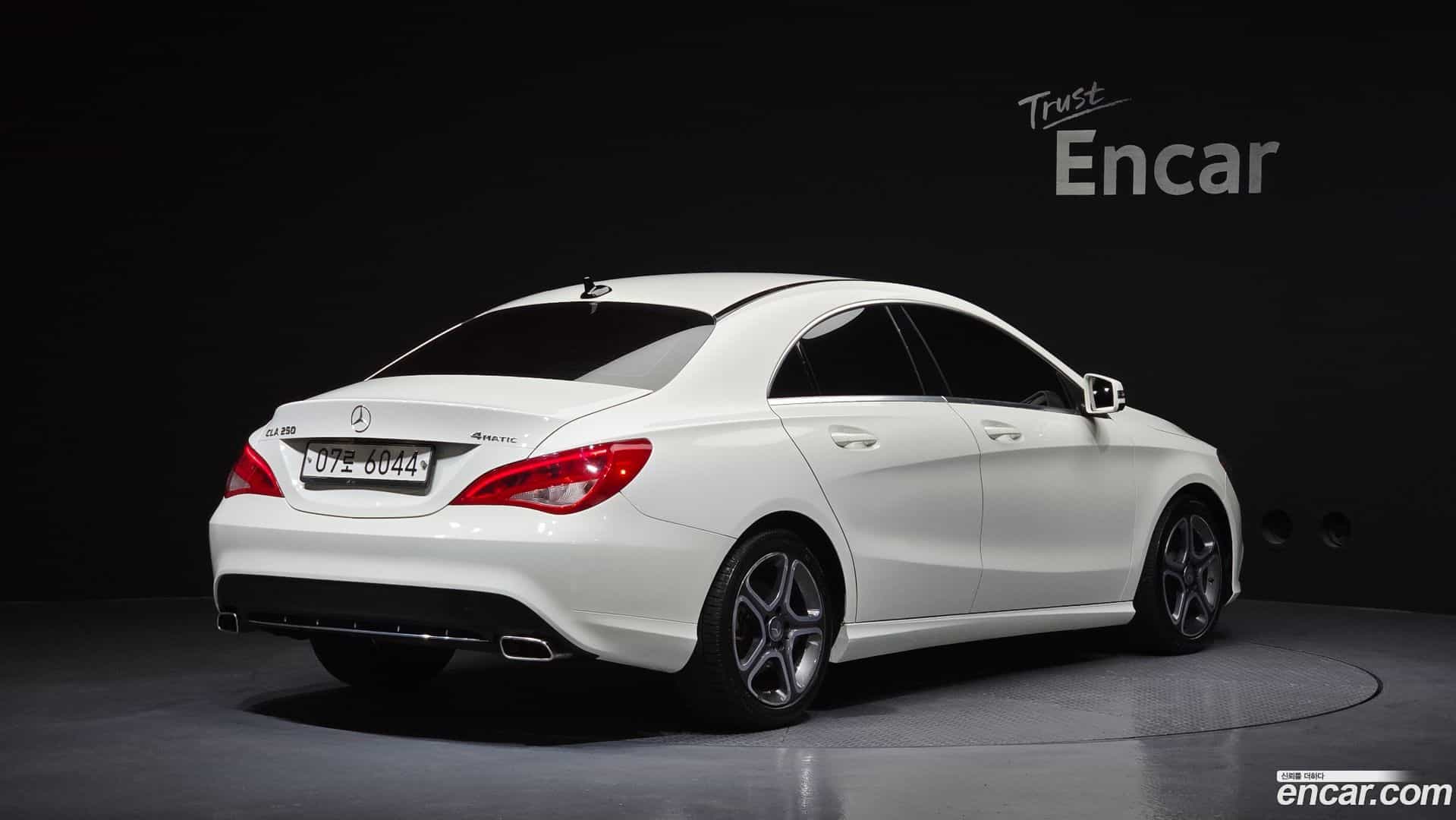 CLA-Class Mercedes-Benz 2014.11-OUTER-002