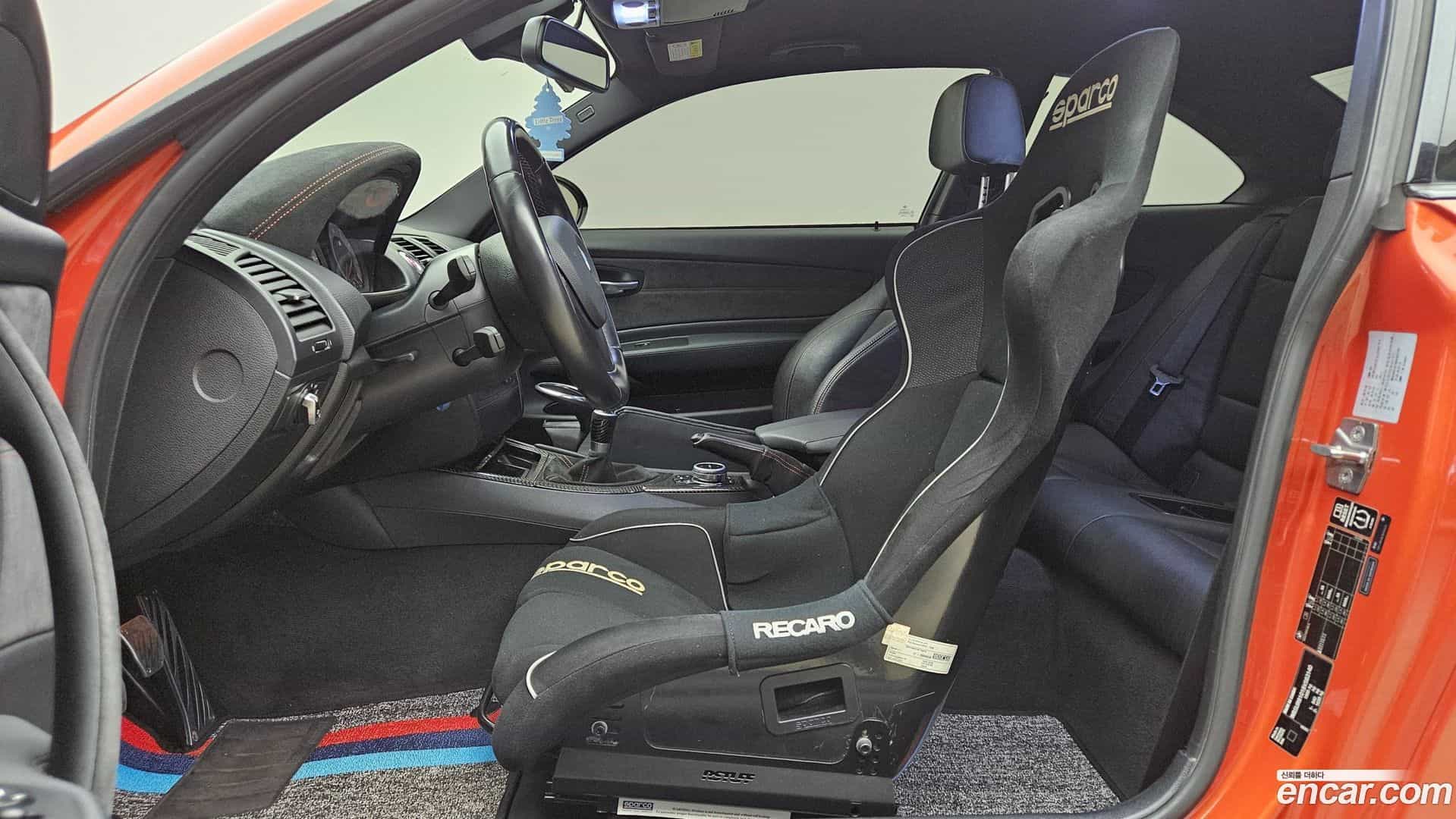 1M BMW 2011.9-INNER-010