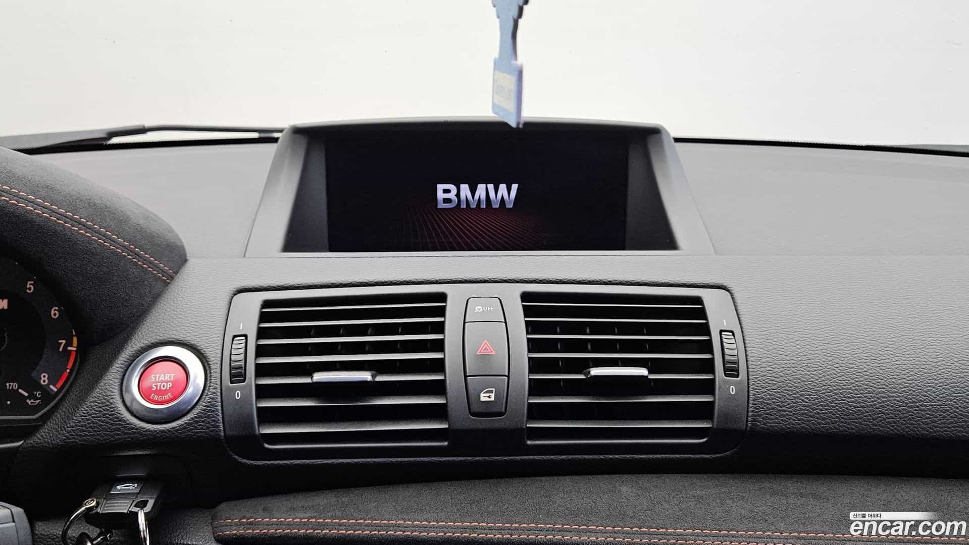 1M BMW 2011.9-OPTION-018