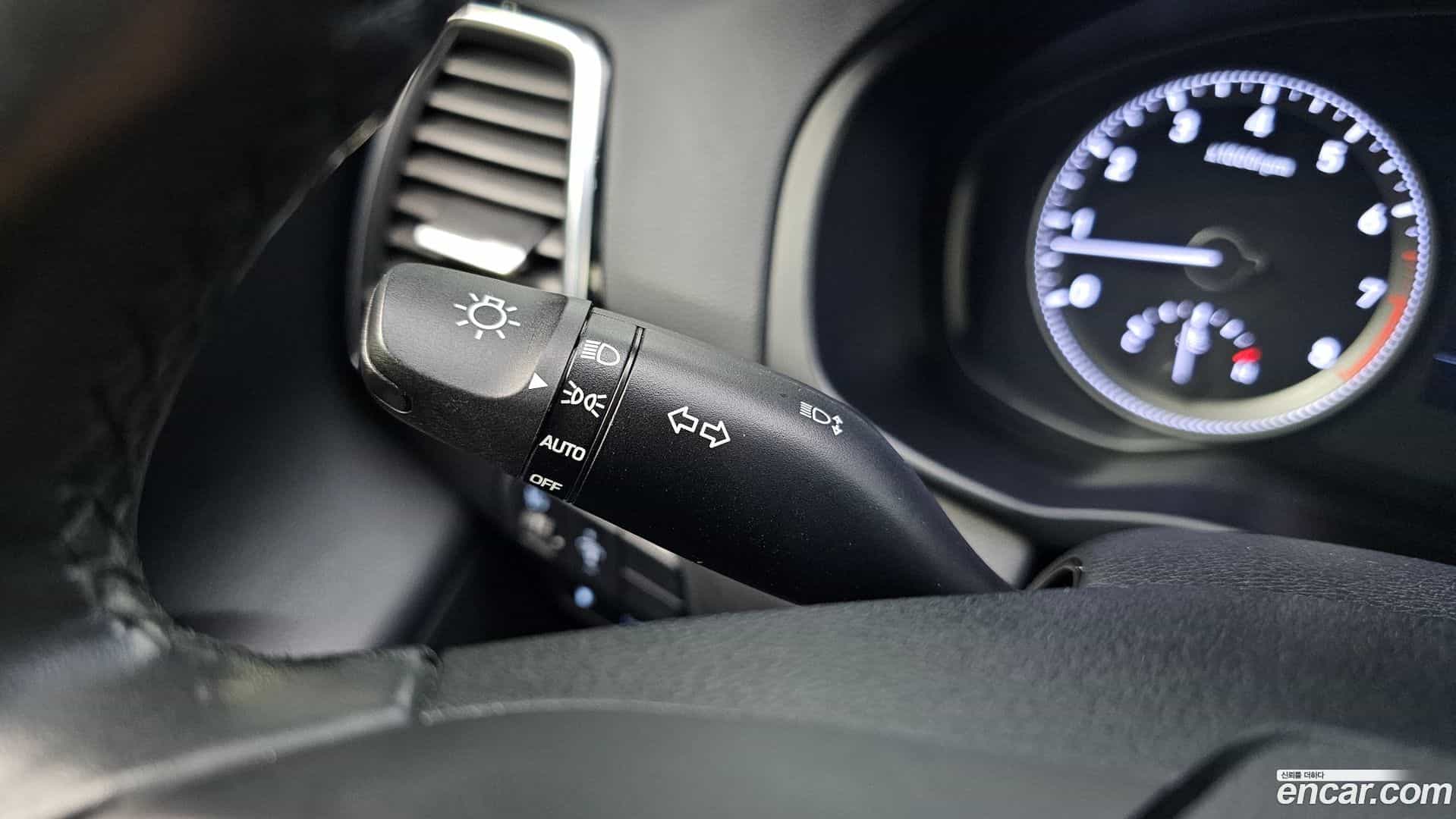 Grandeur Hyundai 2017.8-OPTION-019