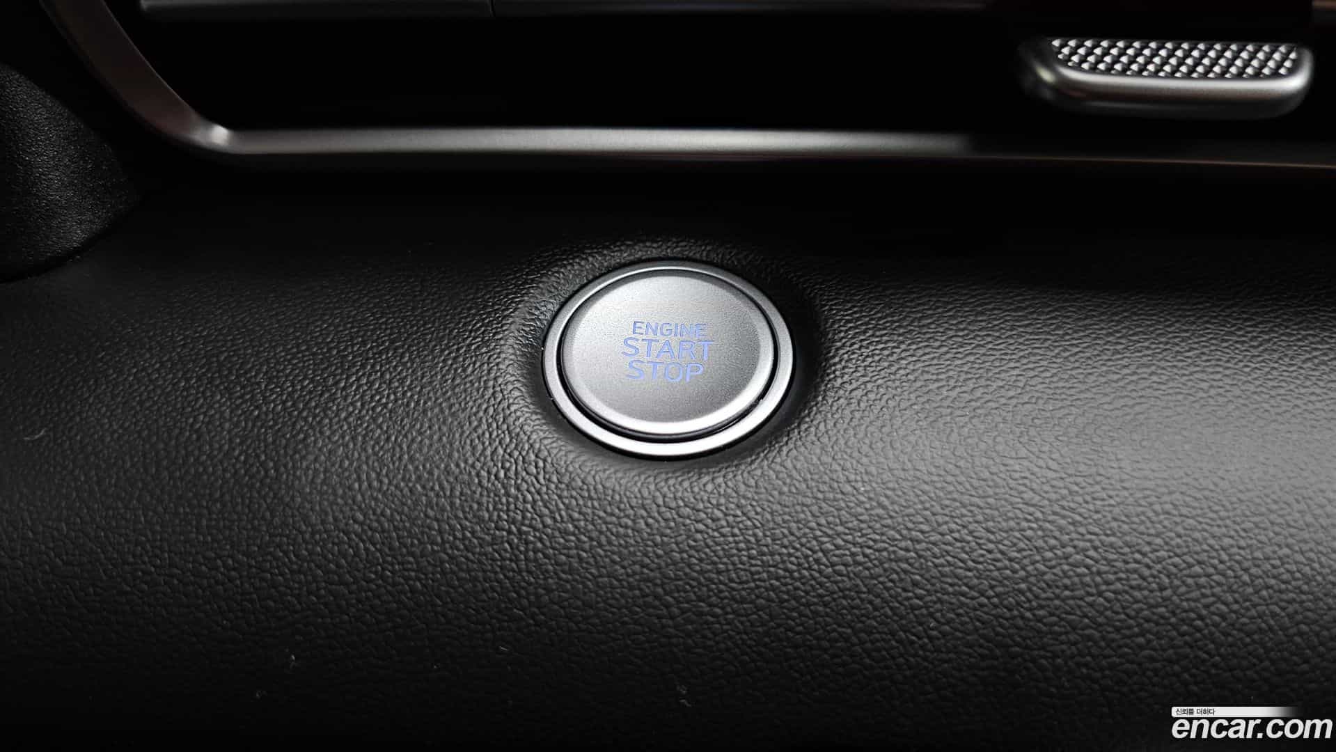 AVANTE Hyundai 2023.2-OPTION-040
