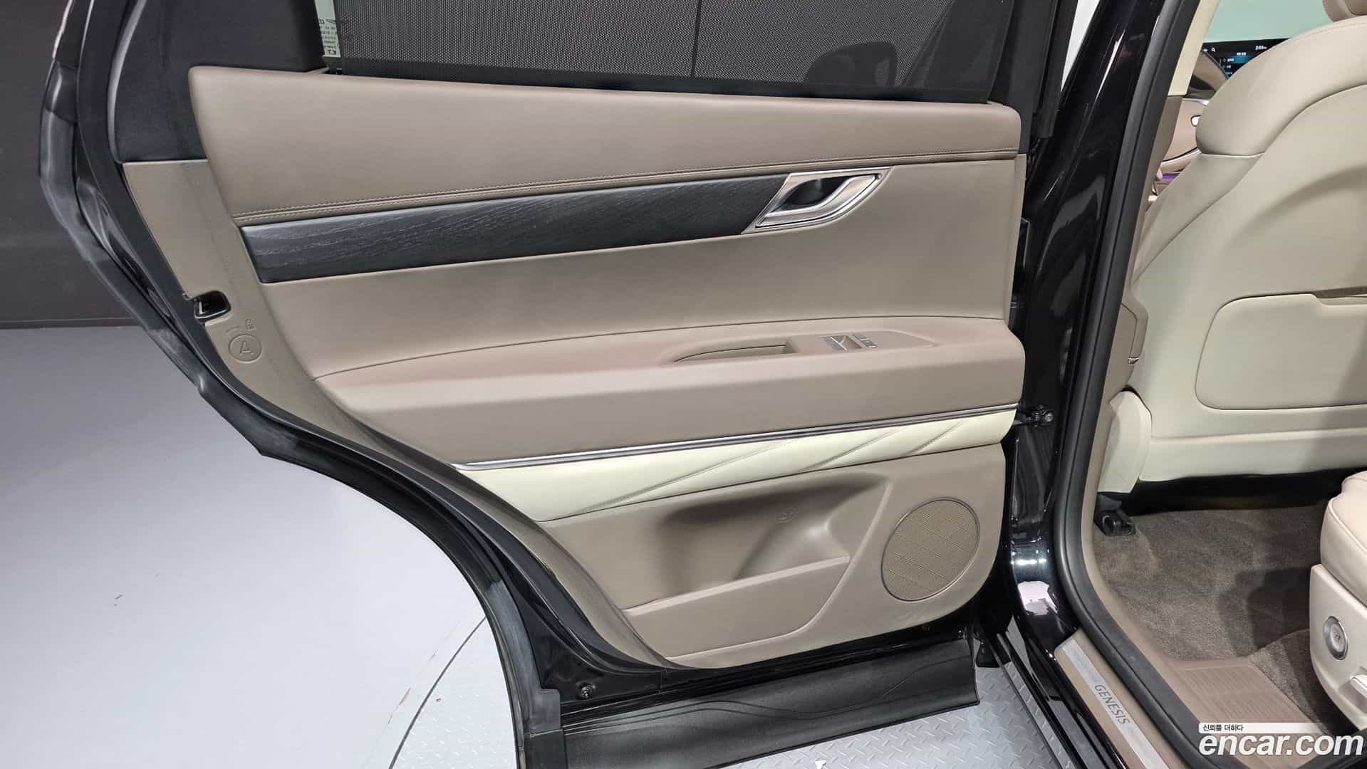 GV80 Genesis 2023.4-INNER-035