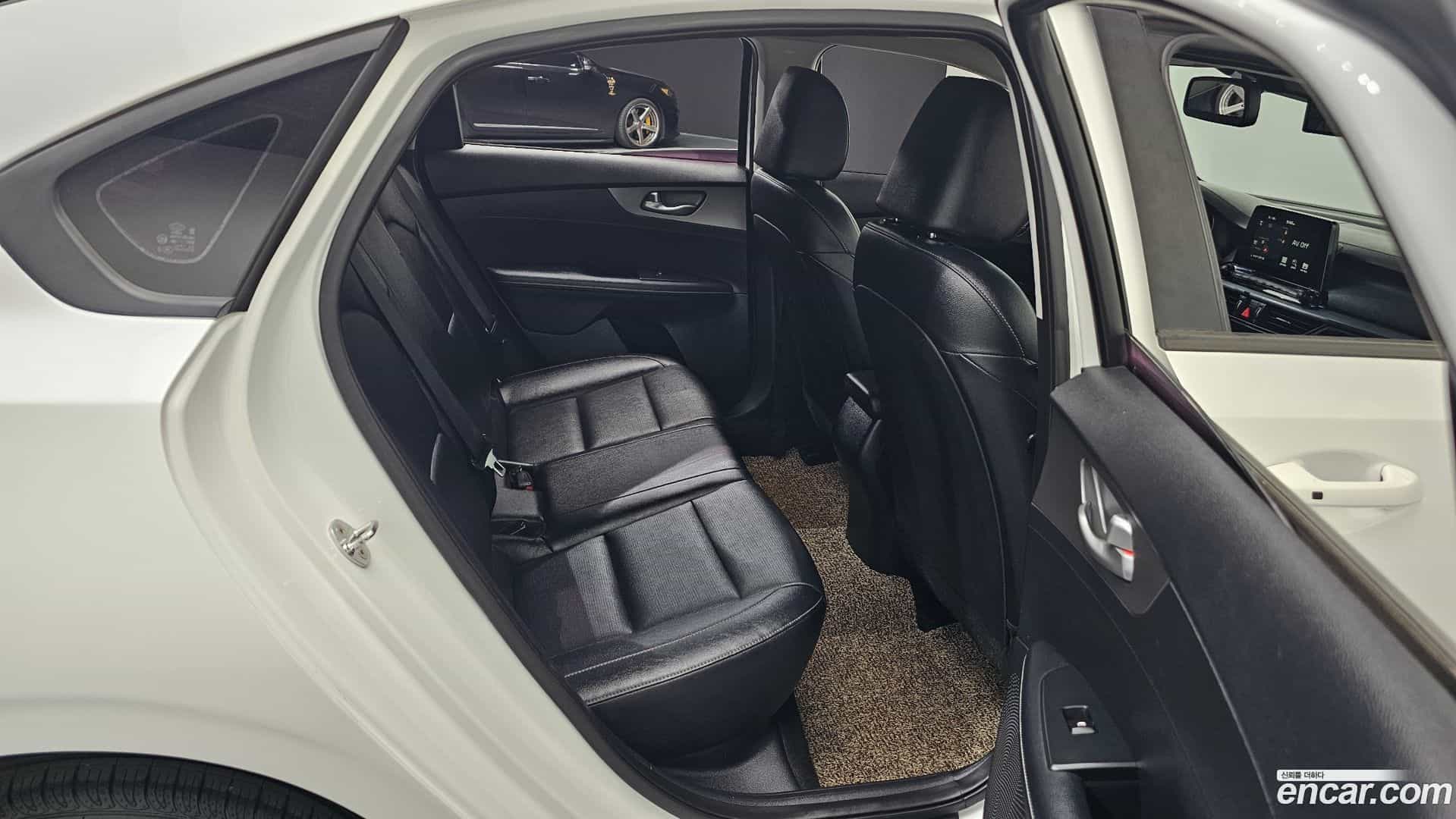 K3 Kia 2018.6-OPTION-015