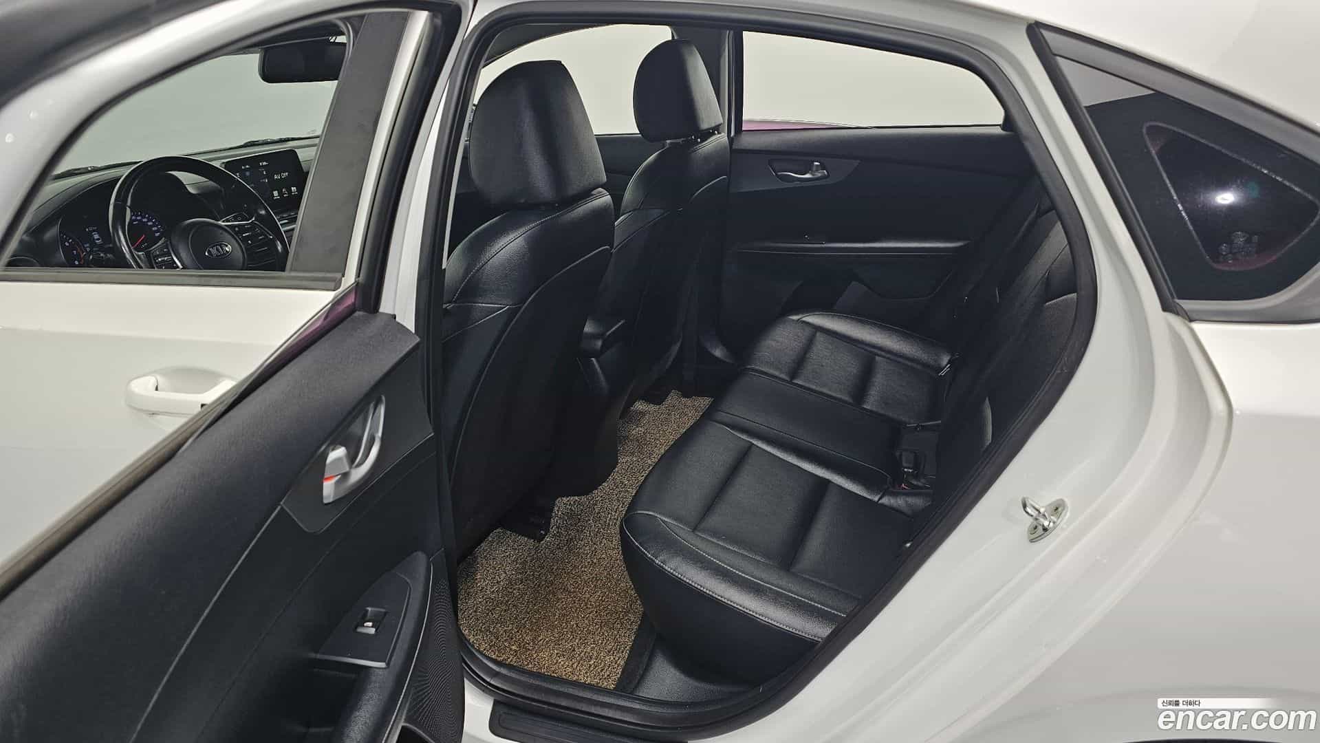 K3 Kia 2018.6-OPTION-021