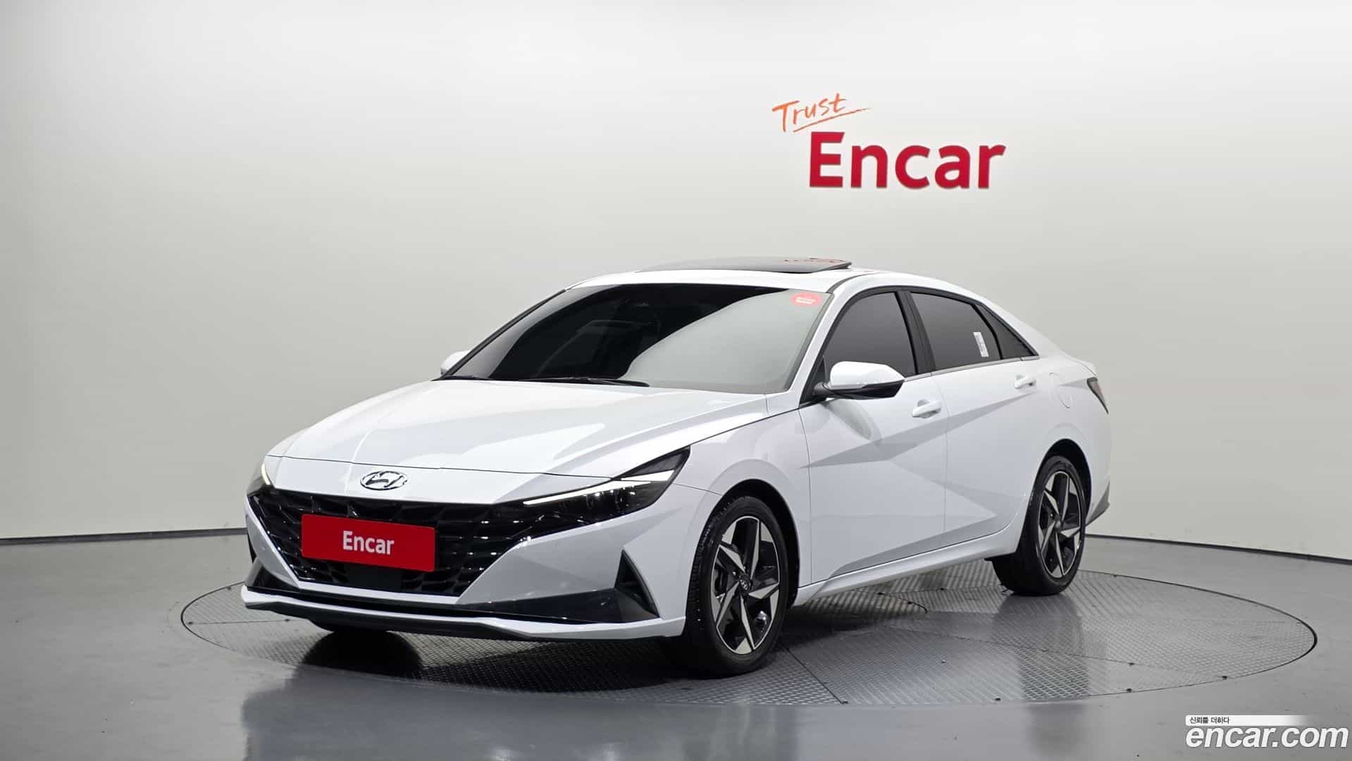 AVANTE Hyundai 2022.0-OUTER-001