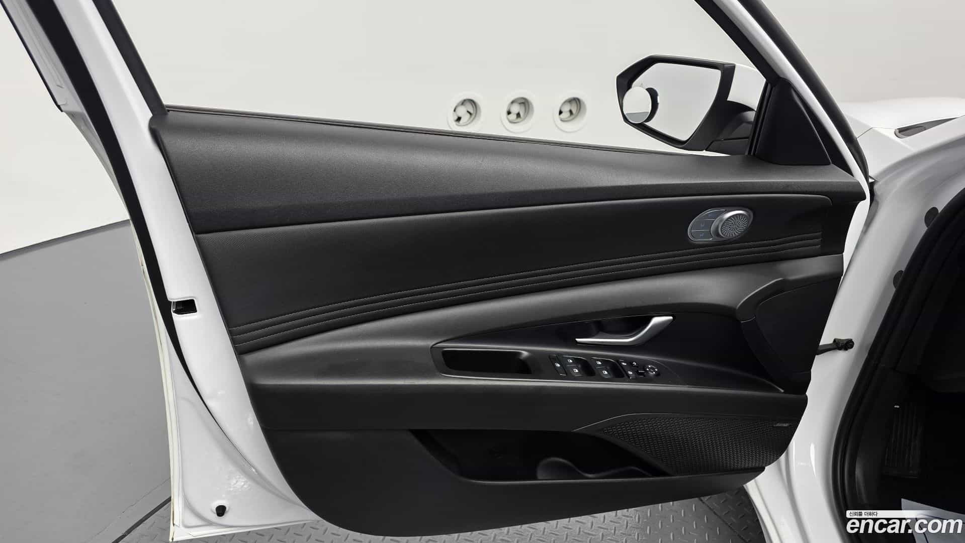 AVANTE Hyundai 2022.0-INNER-034