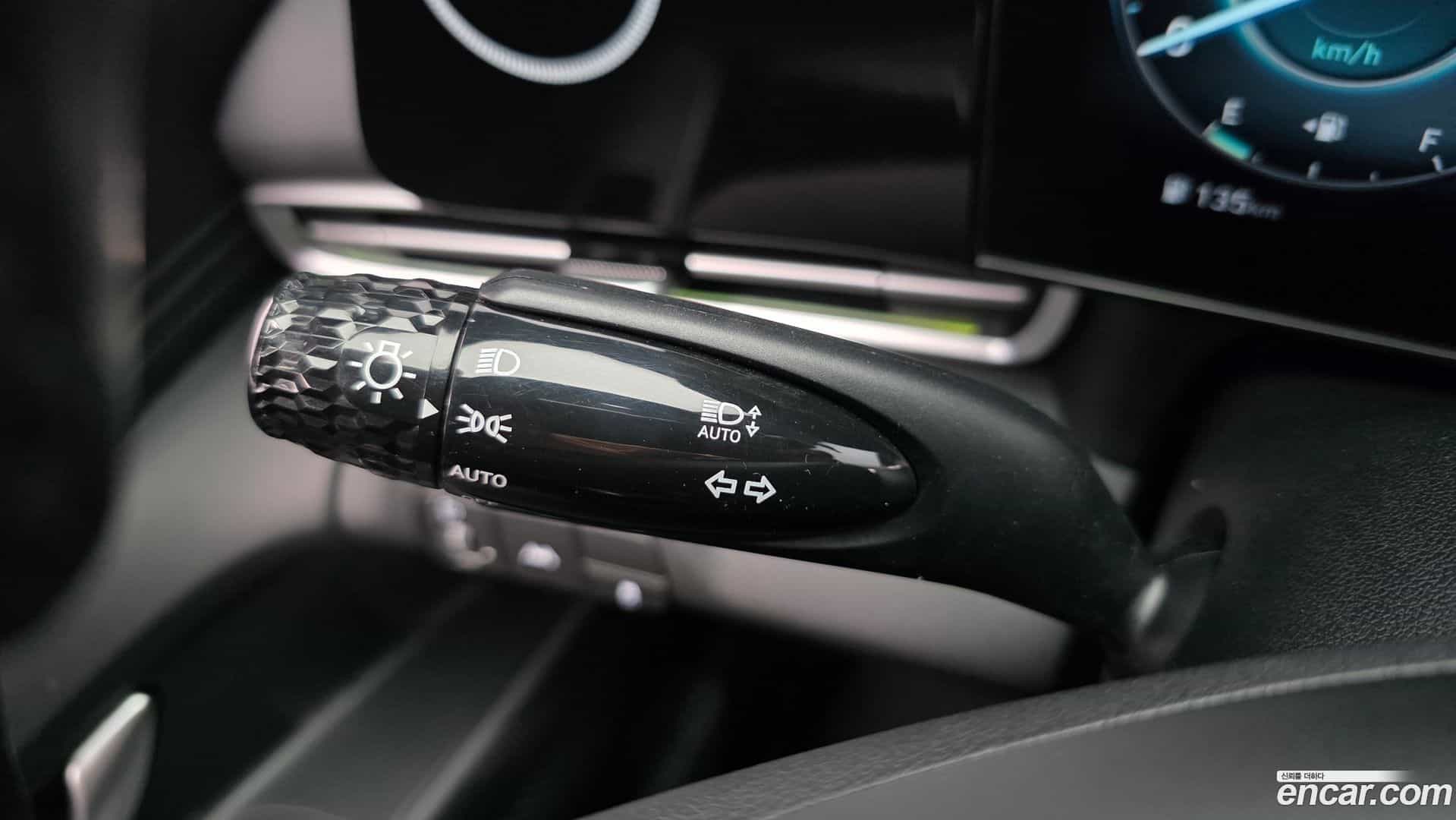 AVANTE Hyundai 2022.0-OPTION-041