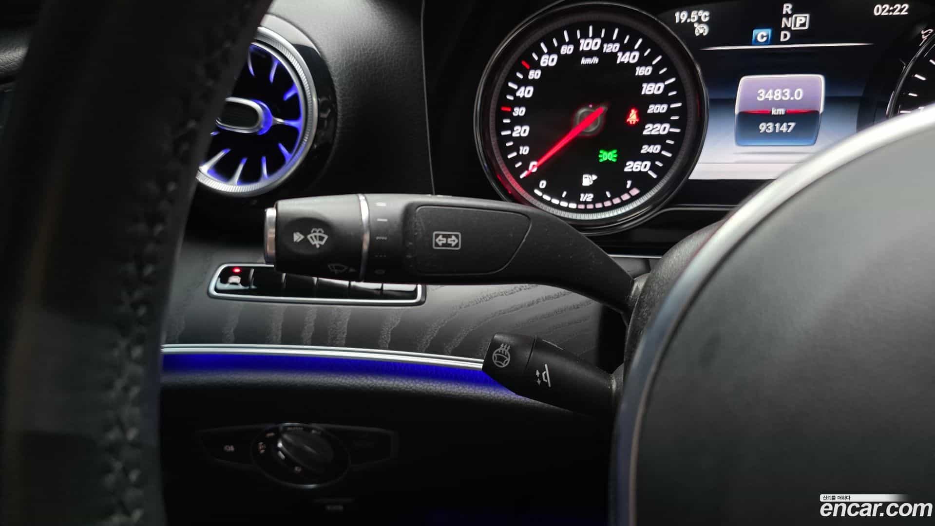 E-Class Mercedes-Benz 2018.11-OPTION-021