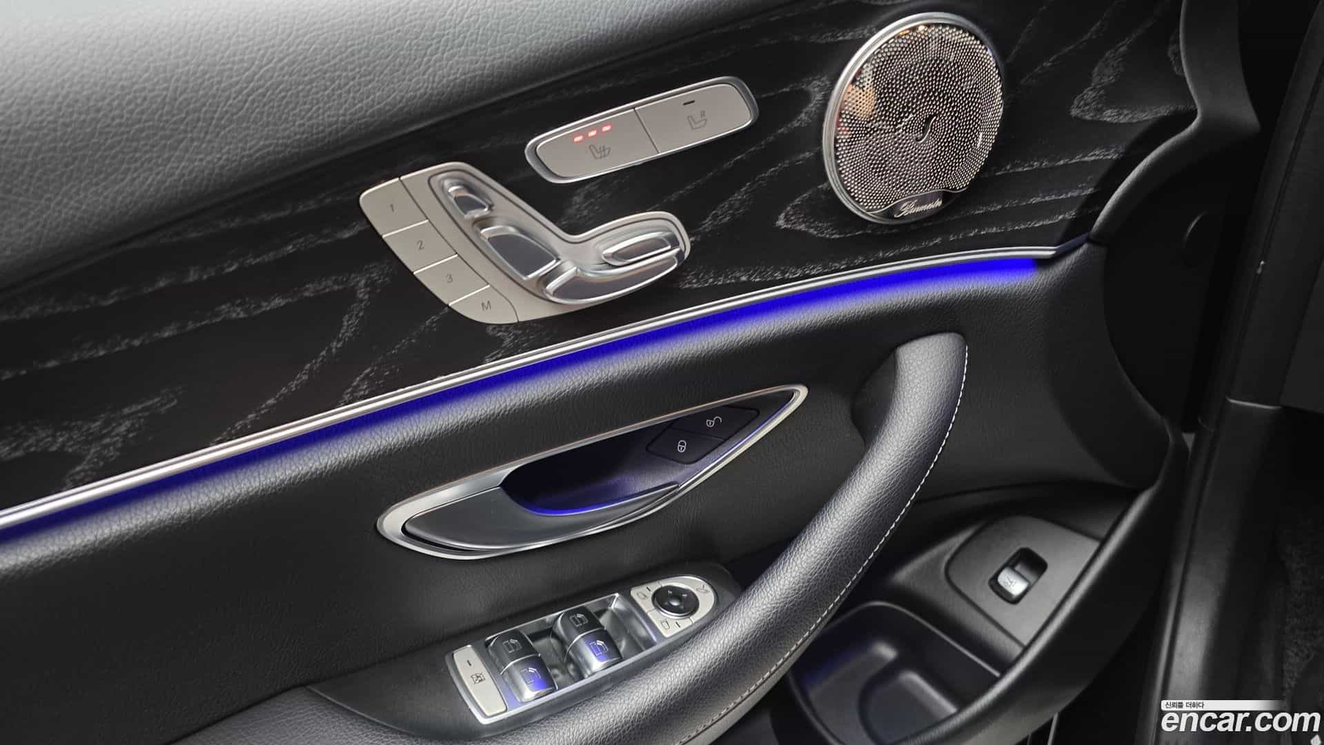 E-Class Mercedes-Benz 2018.11-INNER-034
