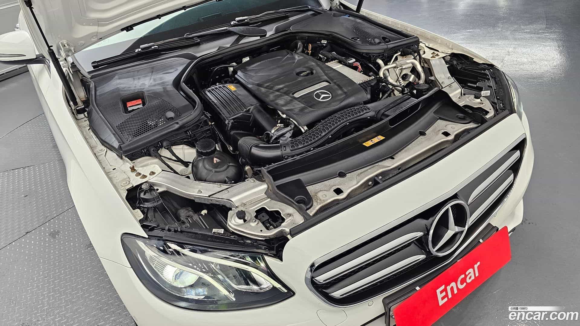 E-Class Mercedes-Benz 2020.0-OUTER-006