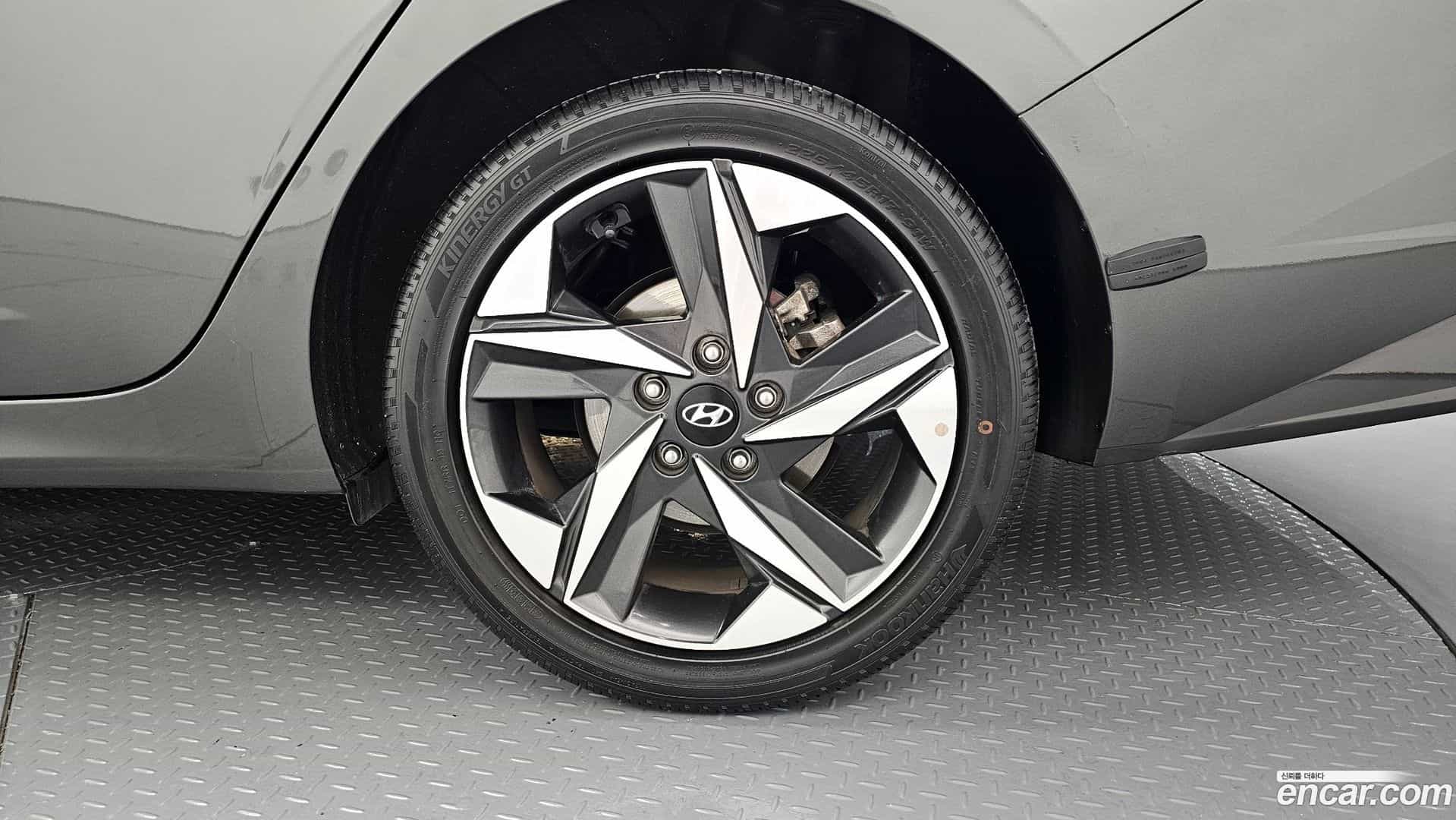 AVANTE Hyundai 2021.5-OUTER-031