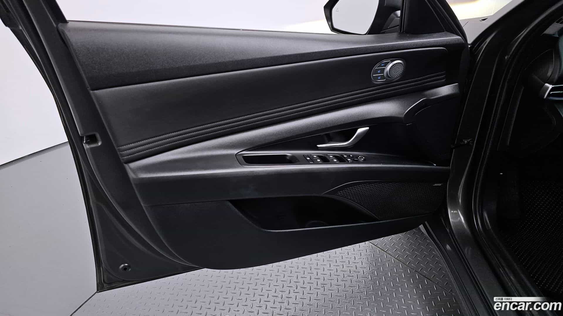 AVANTE Hyundai 2021.5-INNER-034