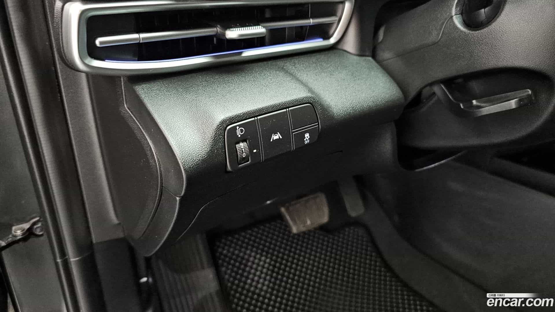 AVANTE Hyundai 2021.5-OPTION-042