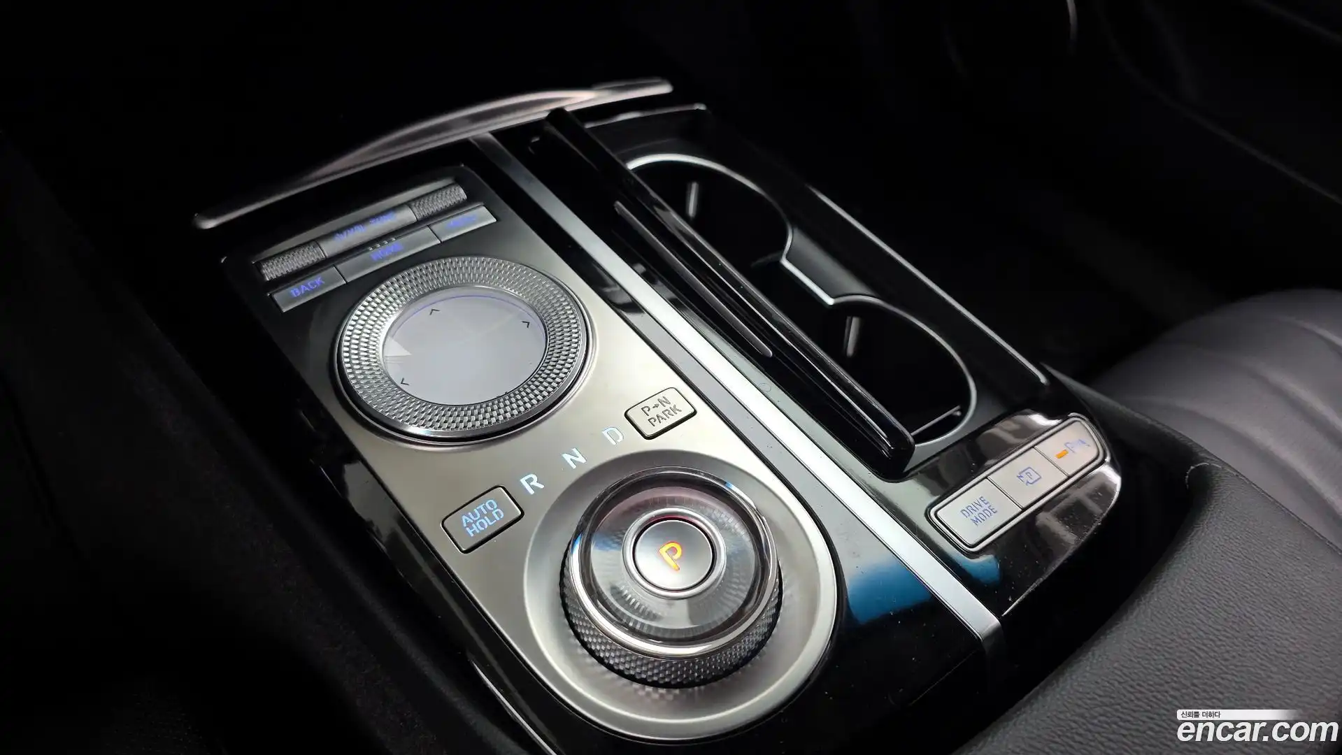 G80 Genesis 2022.1-INNER-009