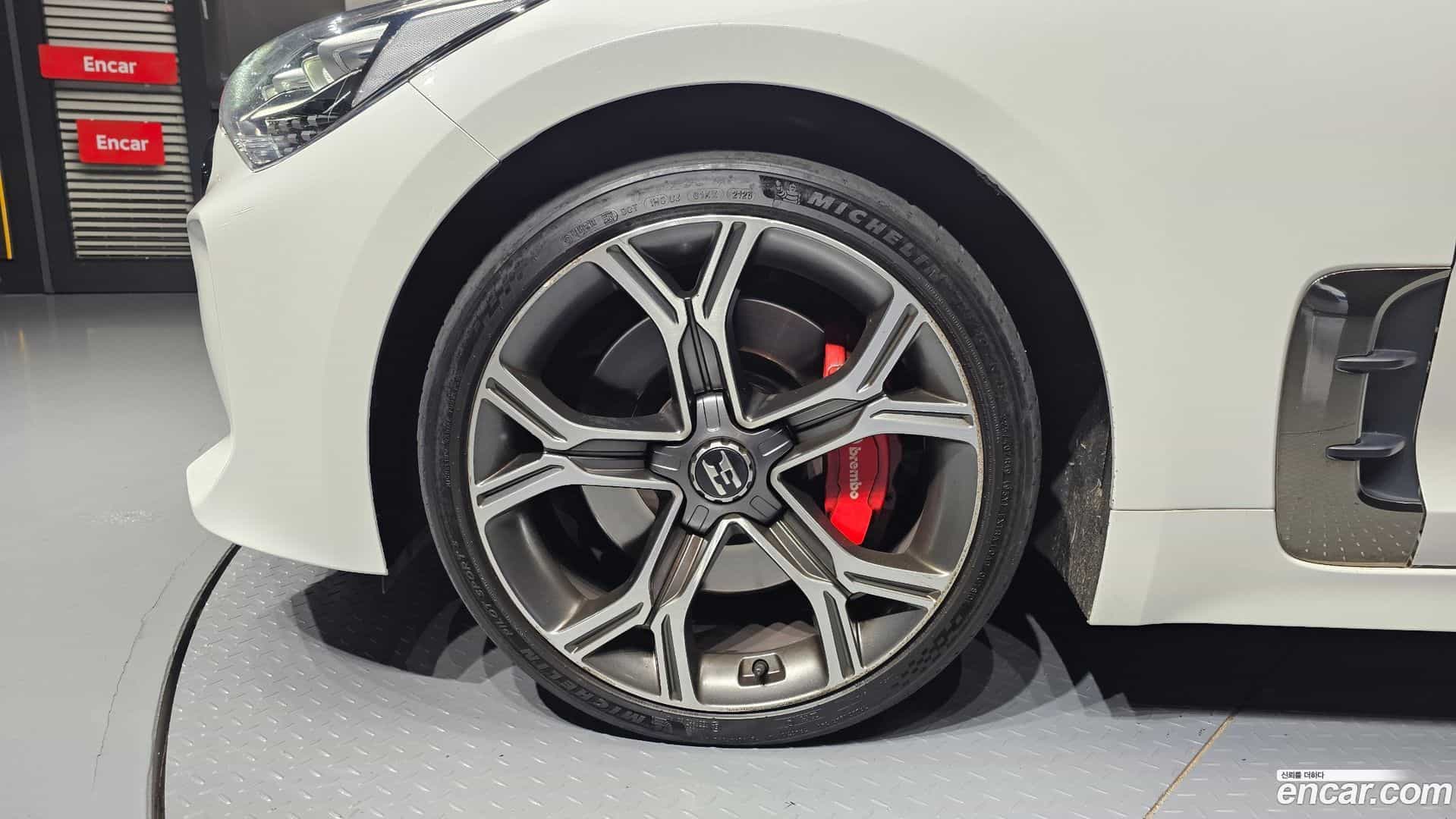 Stinger Kia 2018.3-OUTER-005