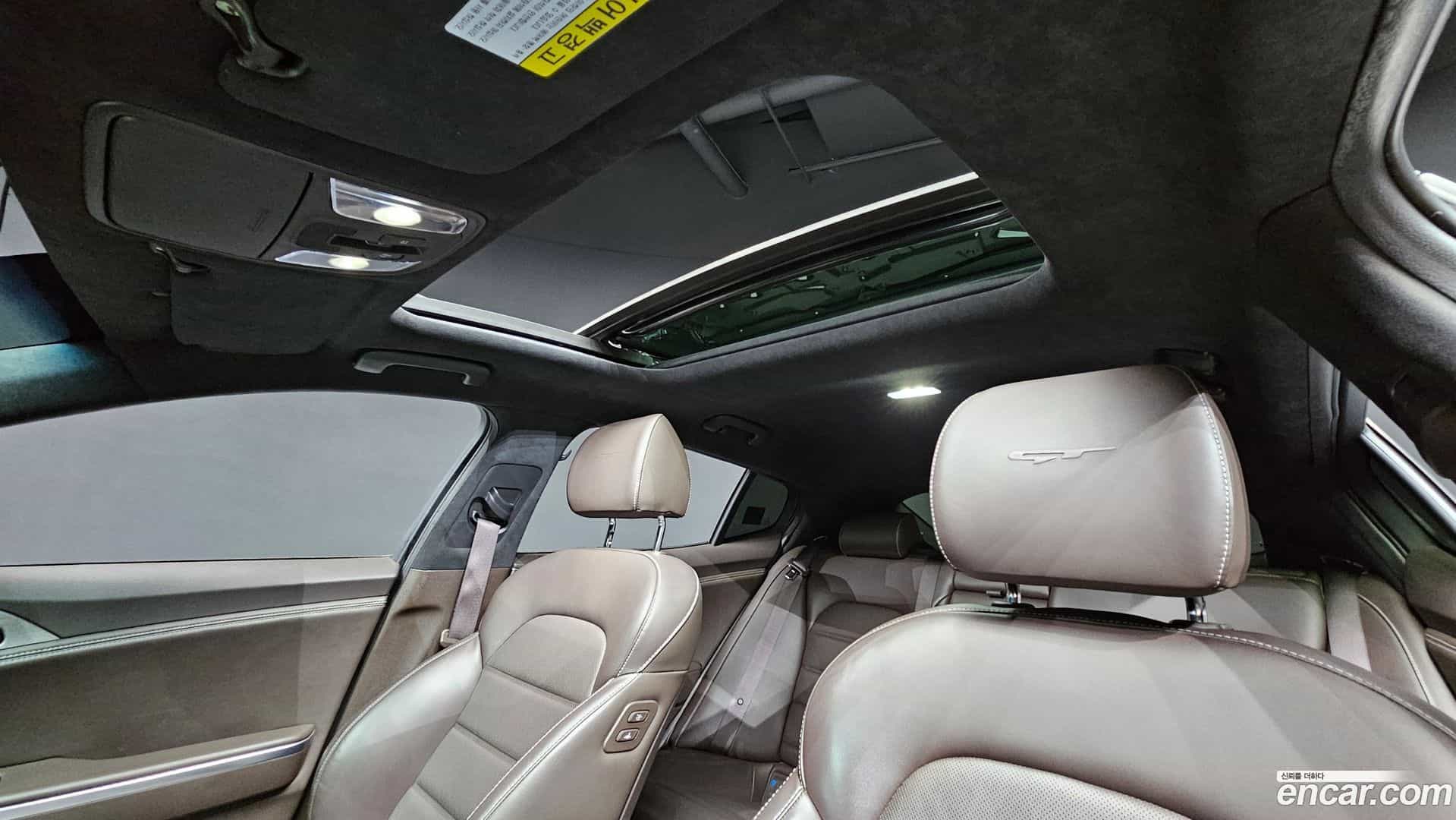 Stinger Kia 2018.3-OPTION-022
