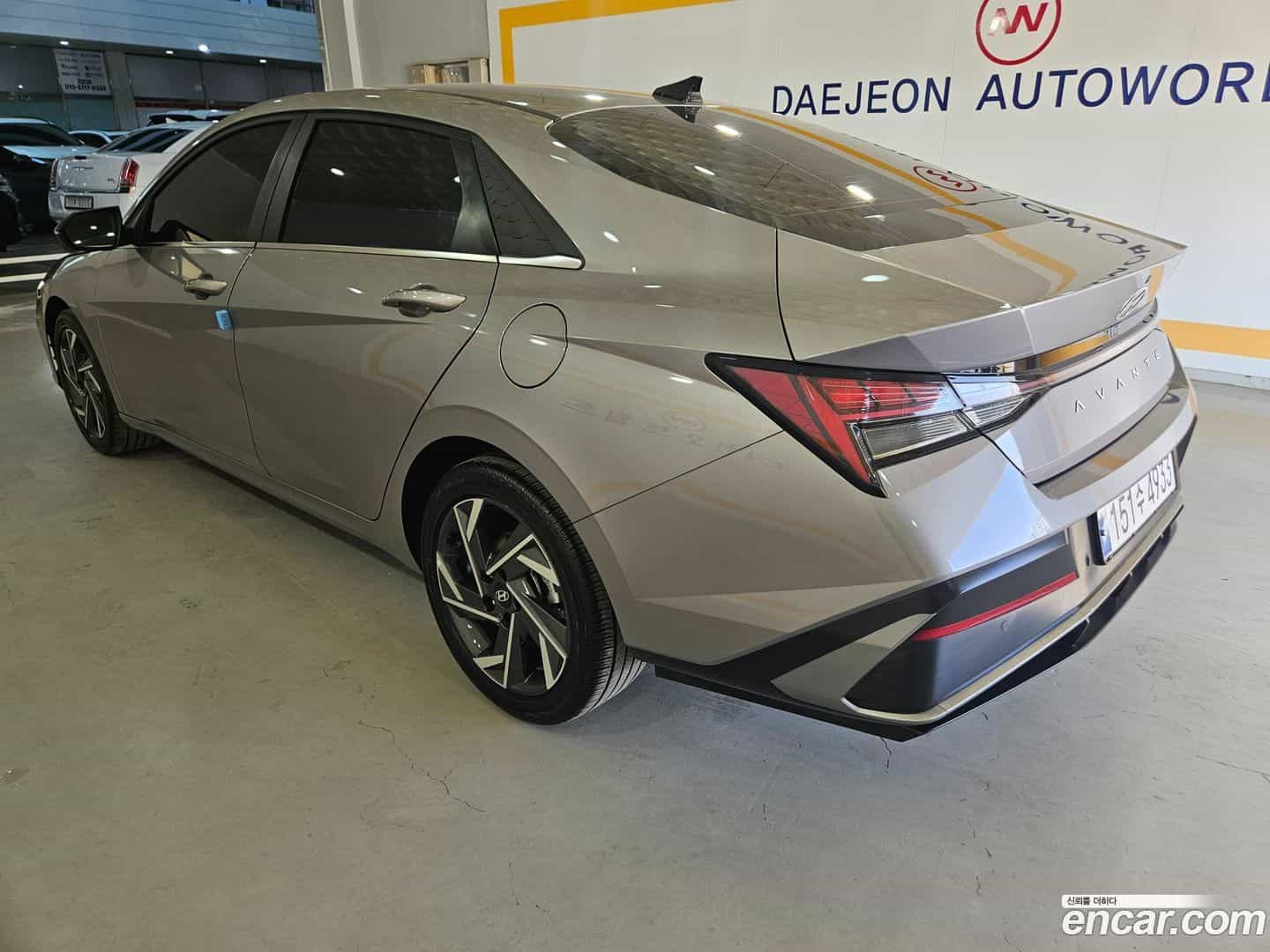 AVANTE Hyundai 2025.1-OUTER-004