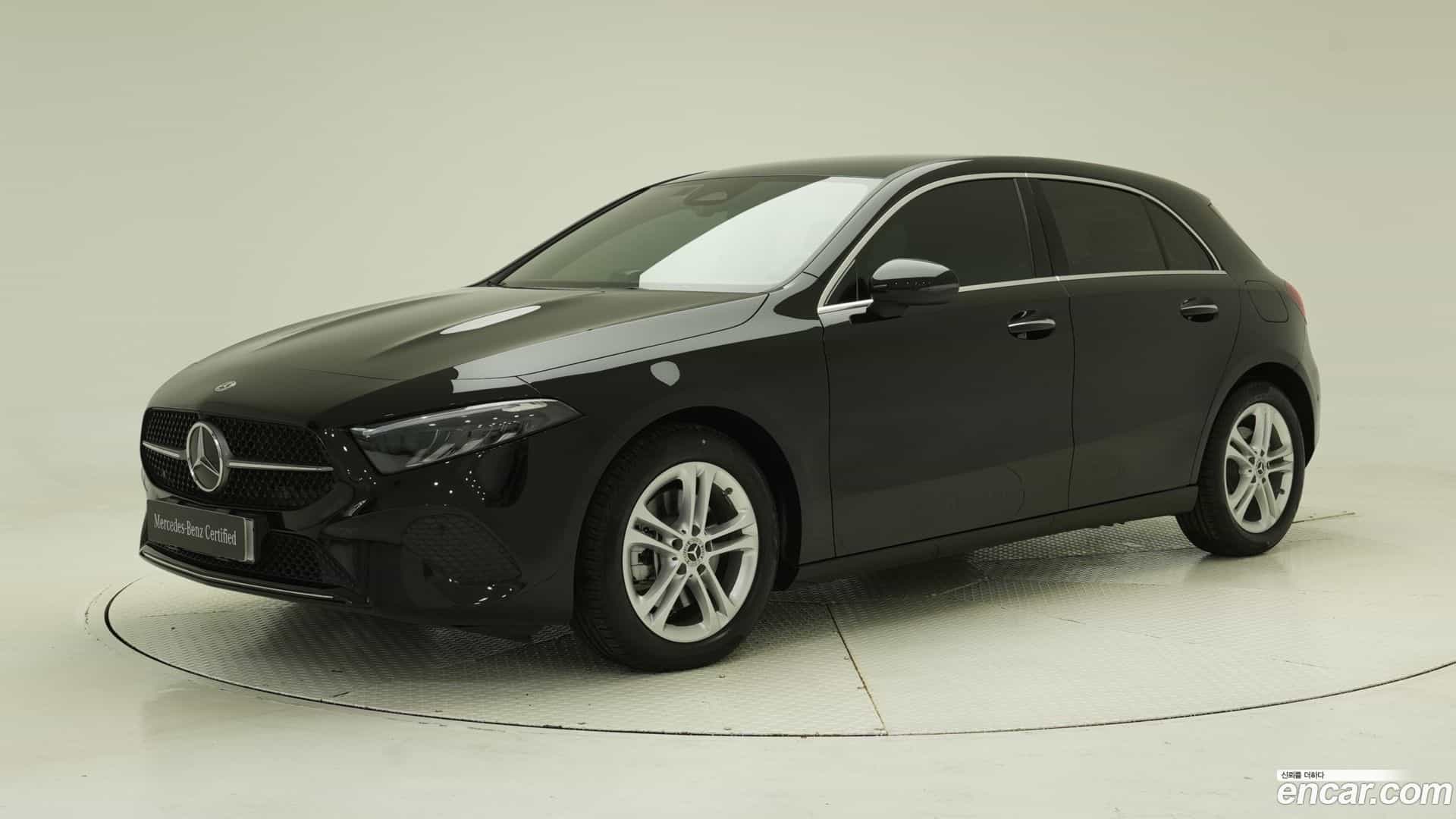 A-Class Mercedes-Benz 2024.11-OUTER-001