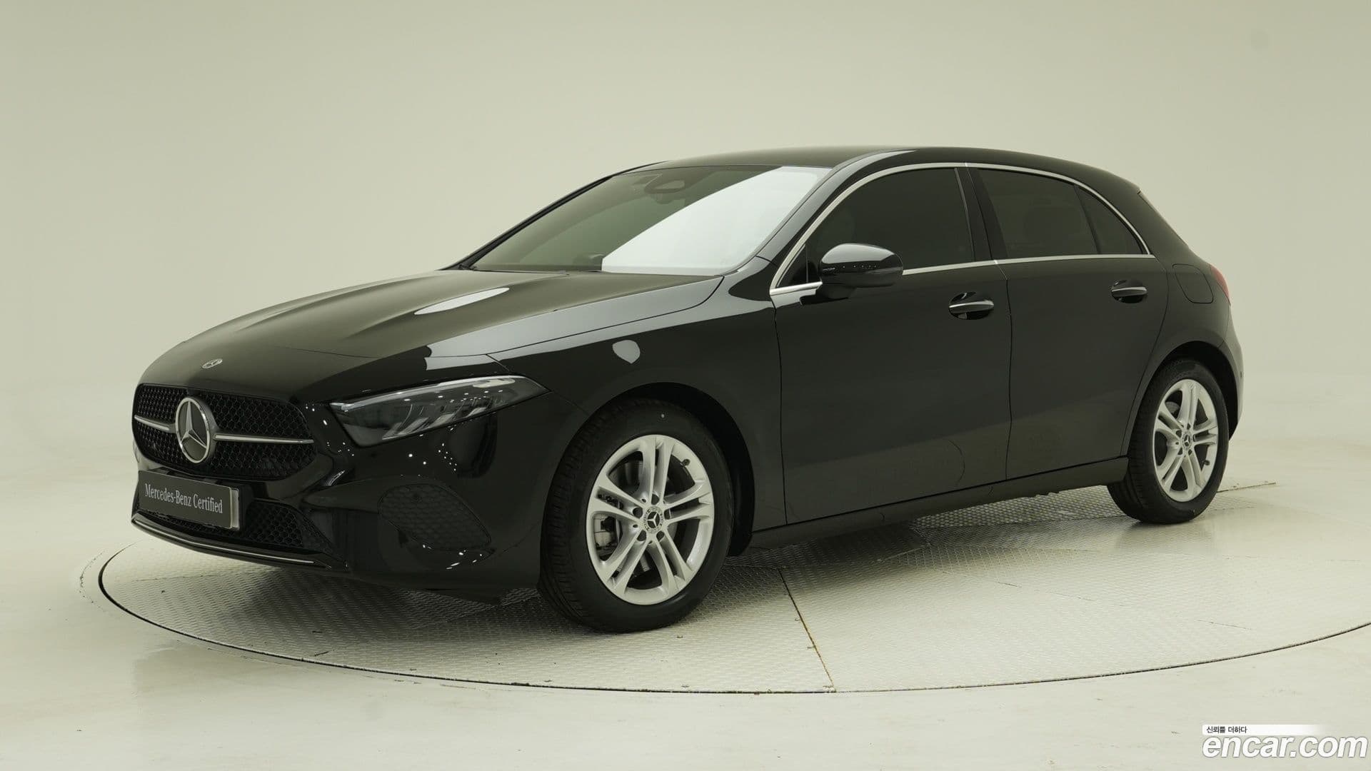Main__Slider__Photo:A-Class Mercedes-Benz 2024.11-0