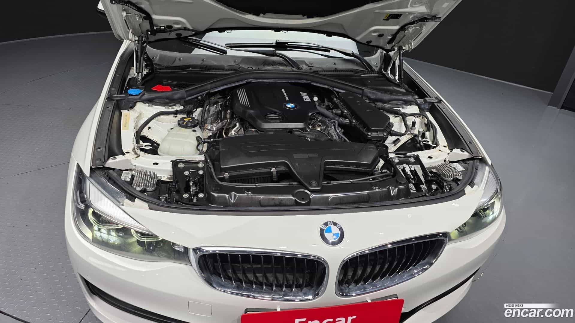 Gran Turismo BMW 2020.2-OUTER-006
