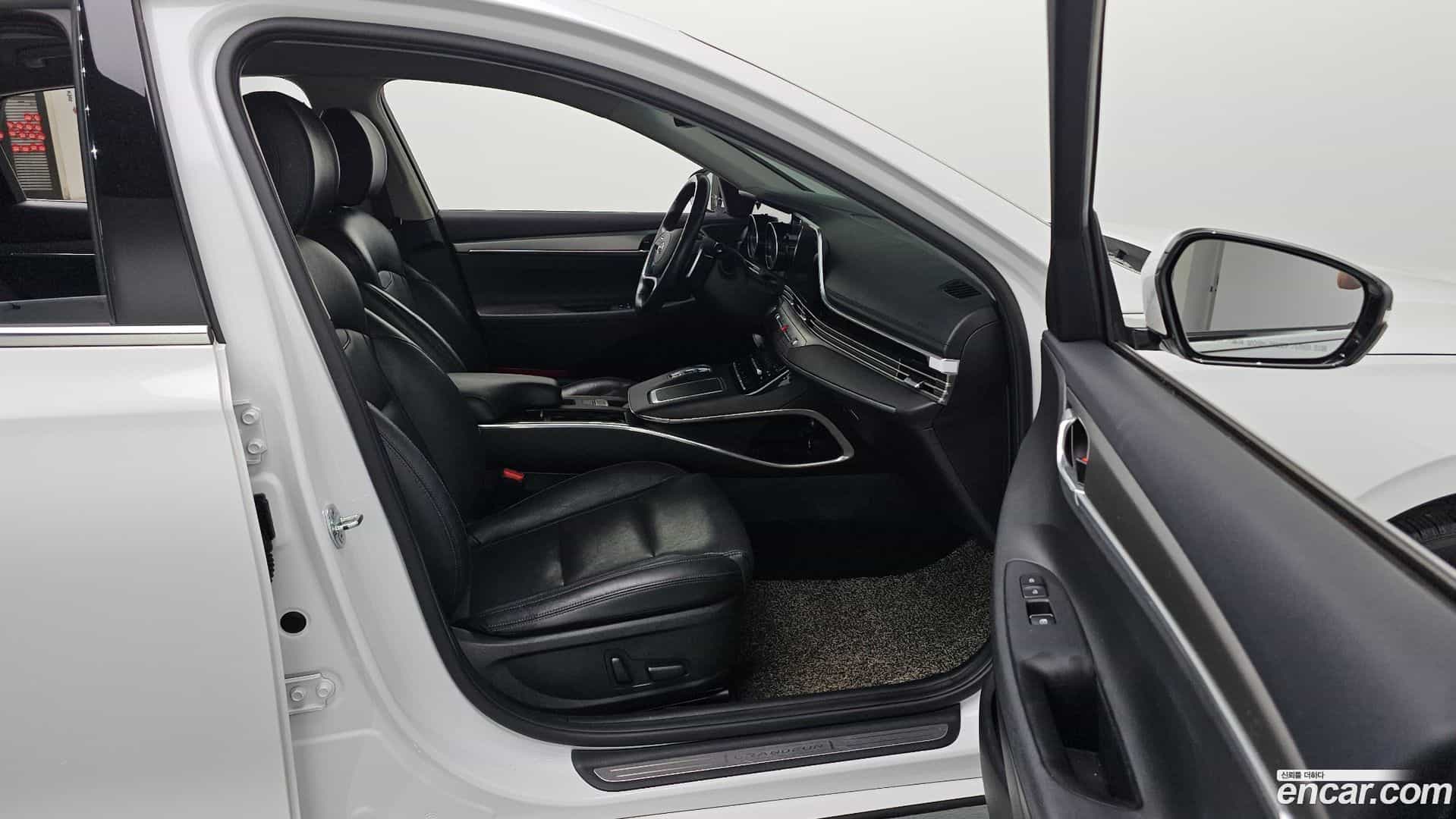 Grandeur Hyundai 2020.10-OPTION-022