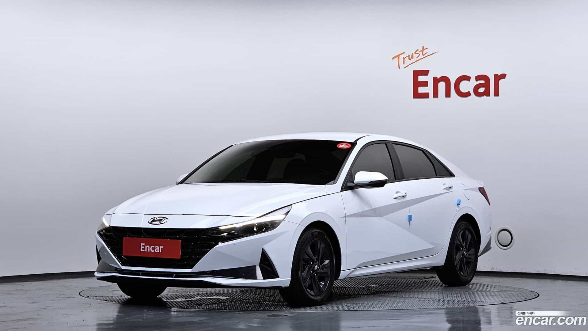 AVANTE Hyundai 2022.8-OUTER-001