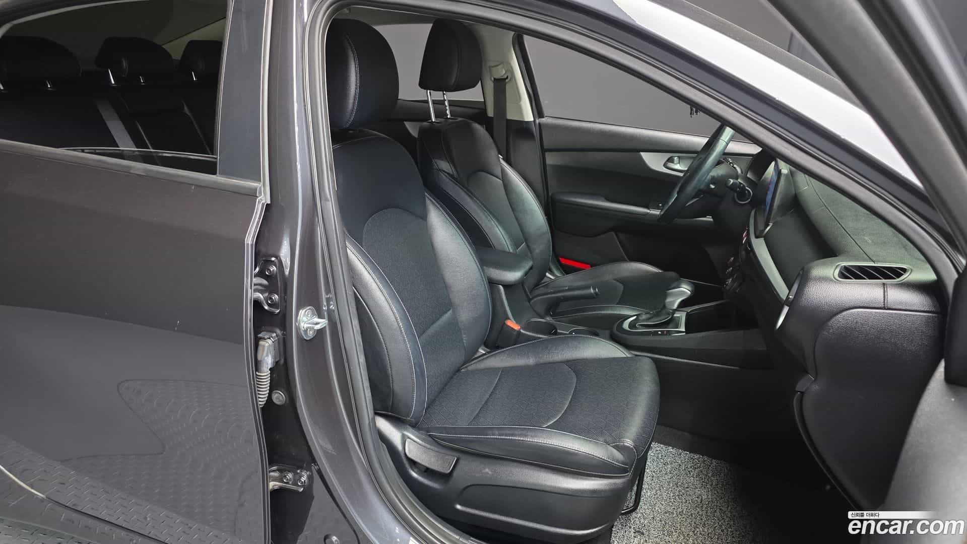 K3 Kia 2022.2-OPTION-016
